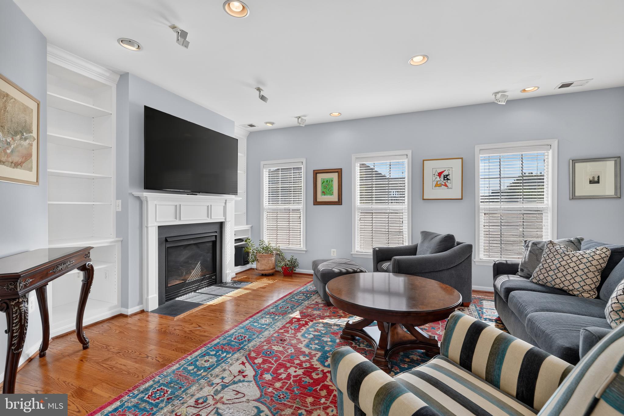 KINGSTOWNE - Residential