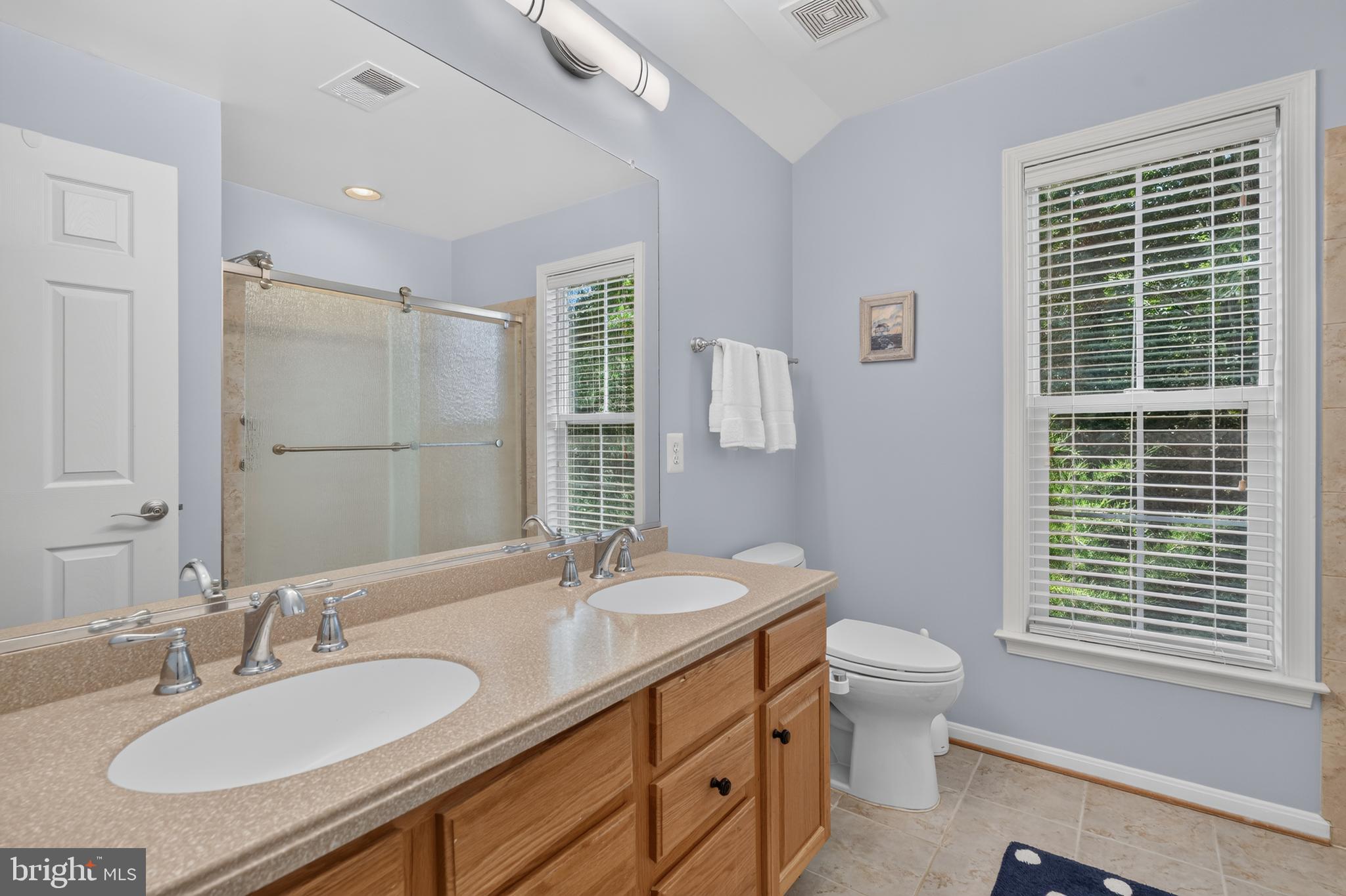 KINGSTOWNE - Residential