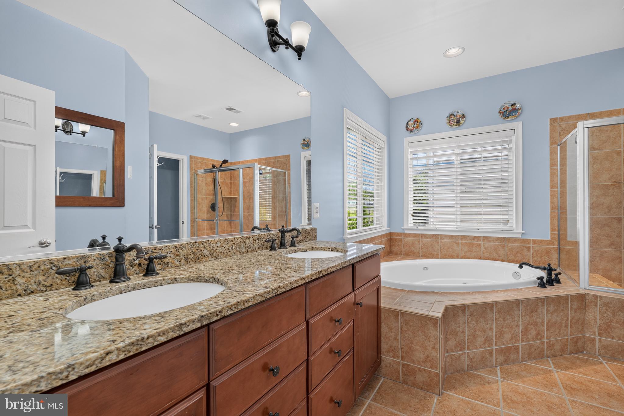 KINGSTOWNE - Residential