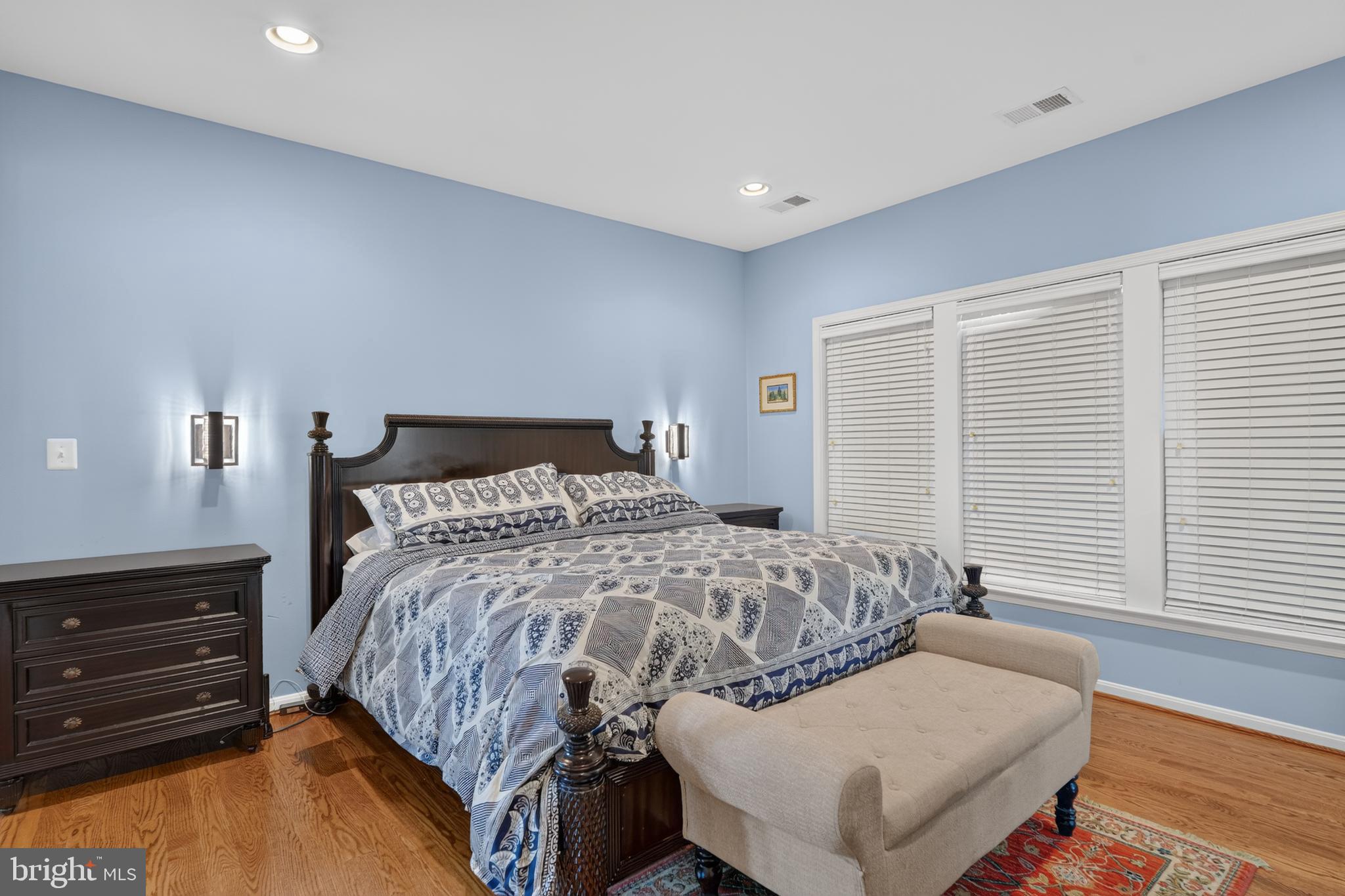 KINGSTOWNE - Residential