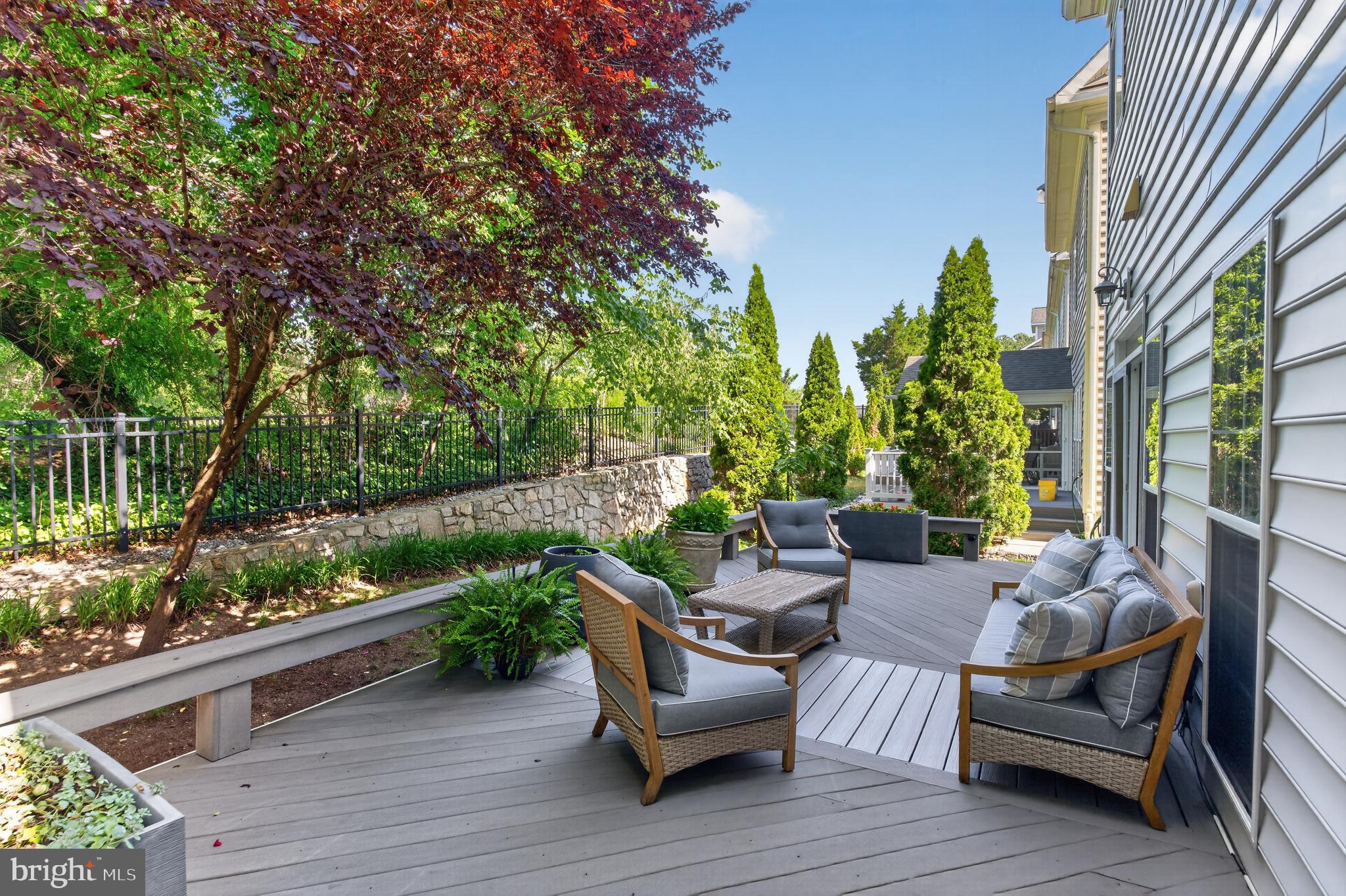 KINGSTOWNE - Residential