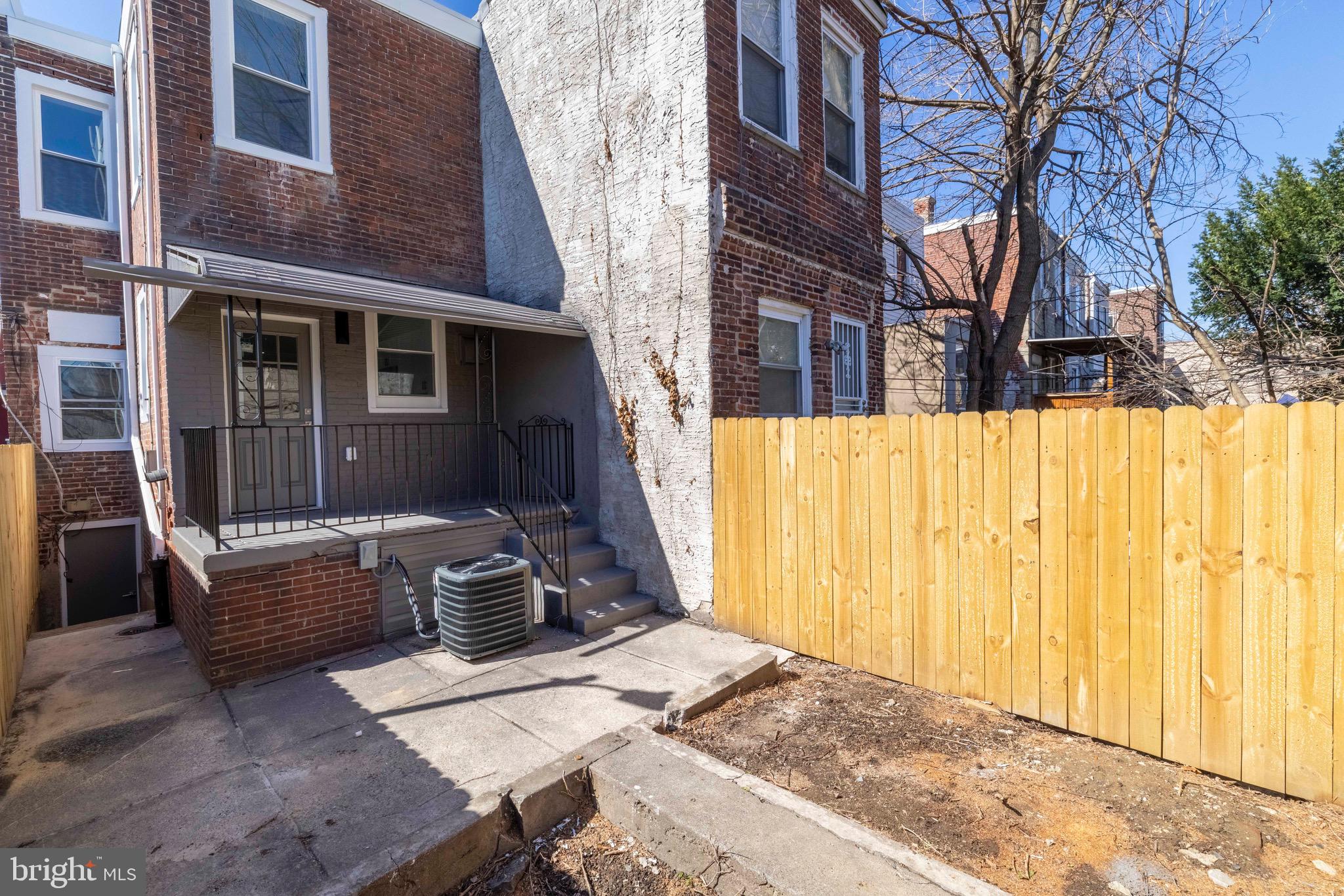 OVERBROOK - Residential