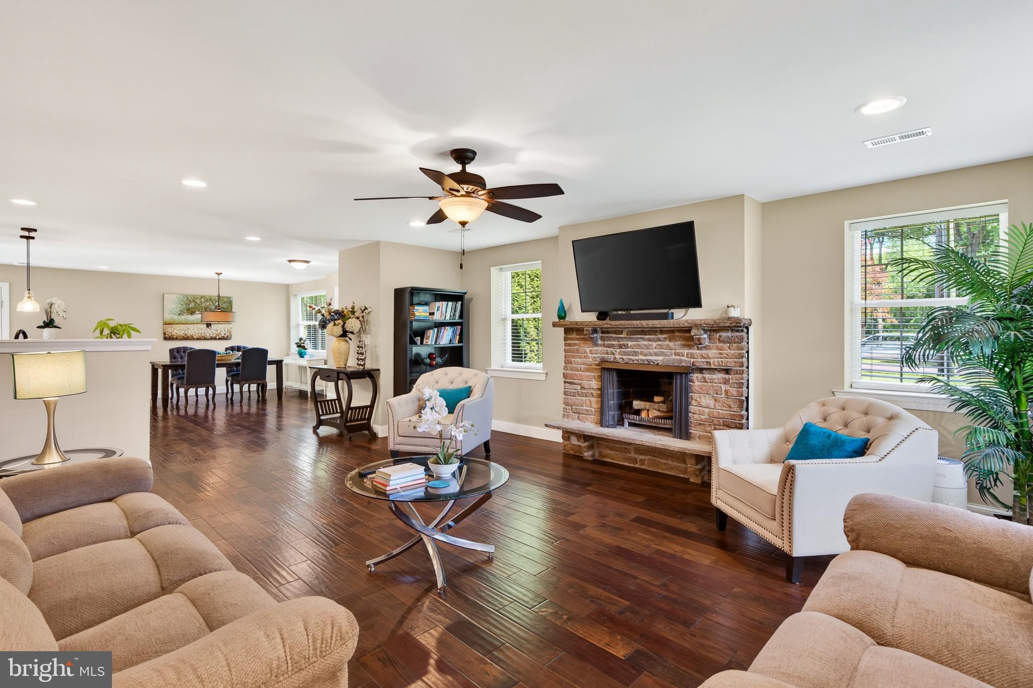 OAK PARK - Residential