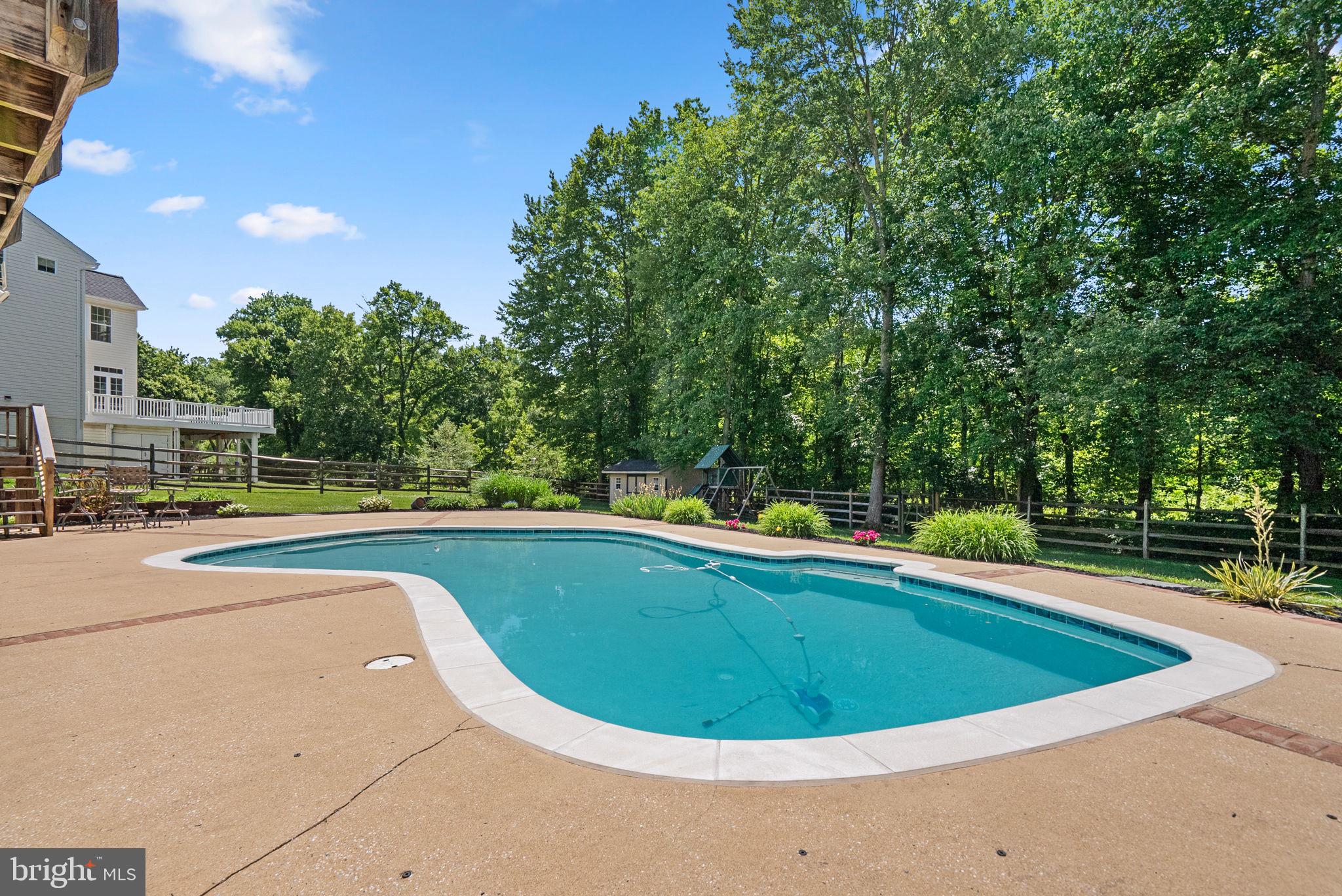 GREENRIDGE ACRES - Residential