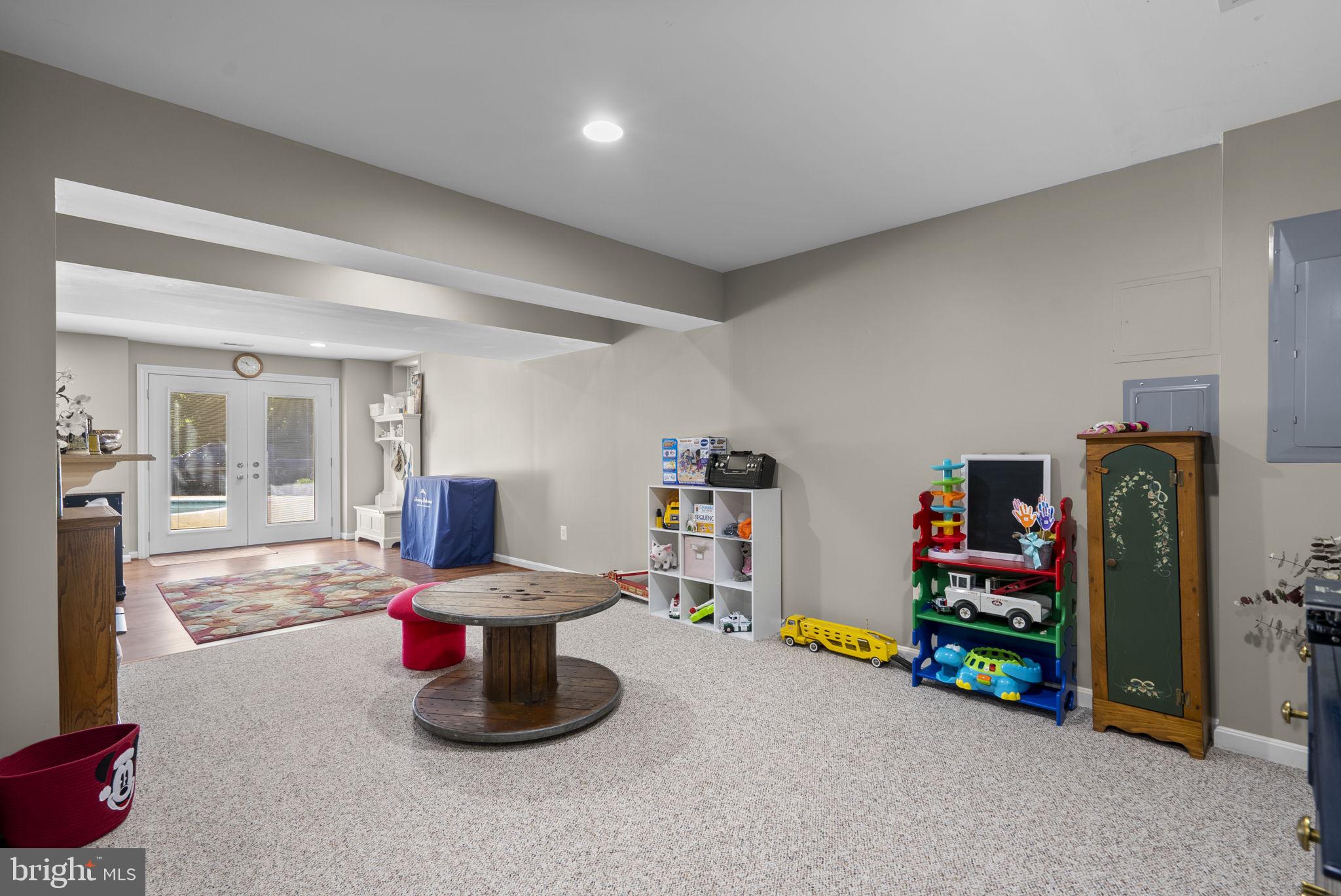 GREENRIDGE ACRES - Residential