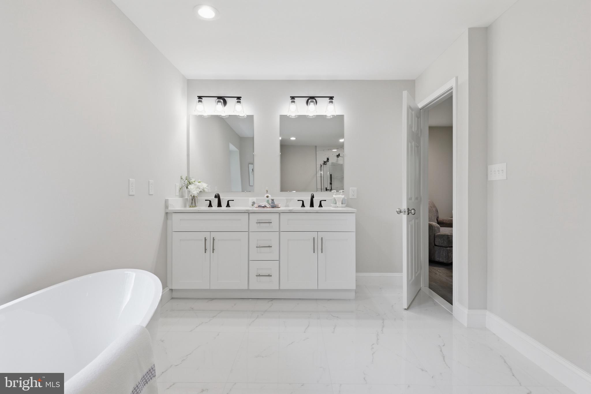 GAITHERSBURG TOWN - Residential