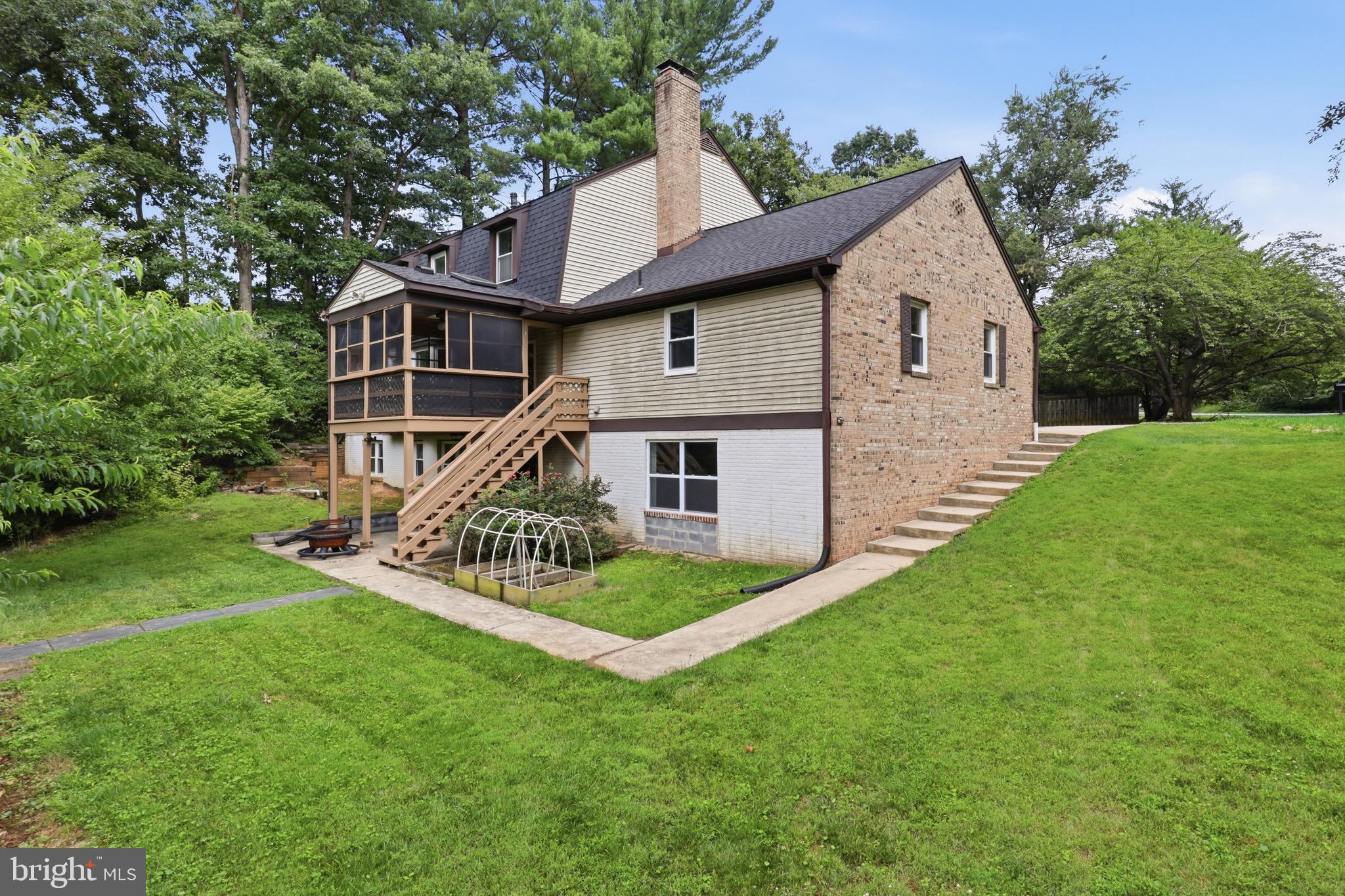 GAITHERSBURG TOWN - Residential