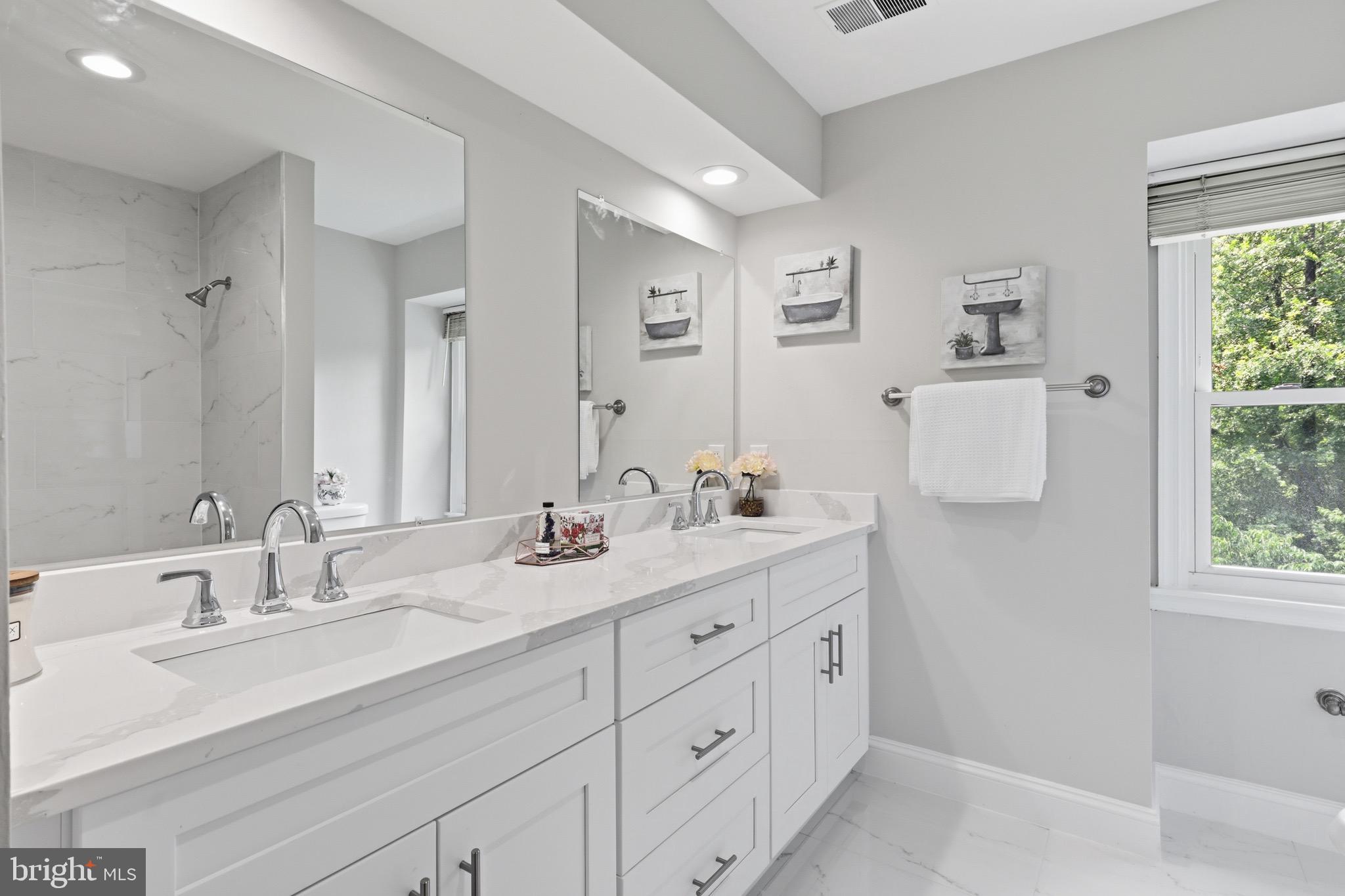 GAITHERSBURG TOWN - Residential