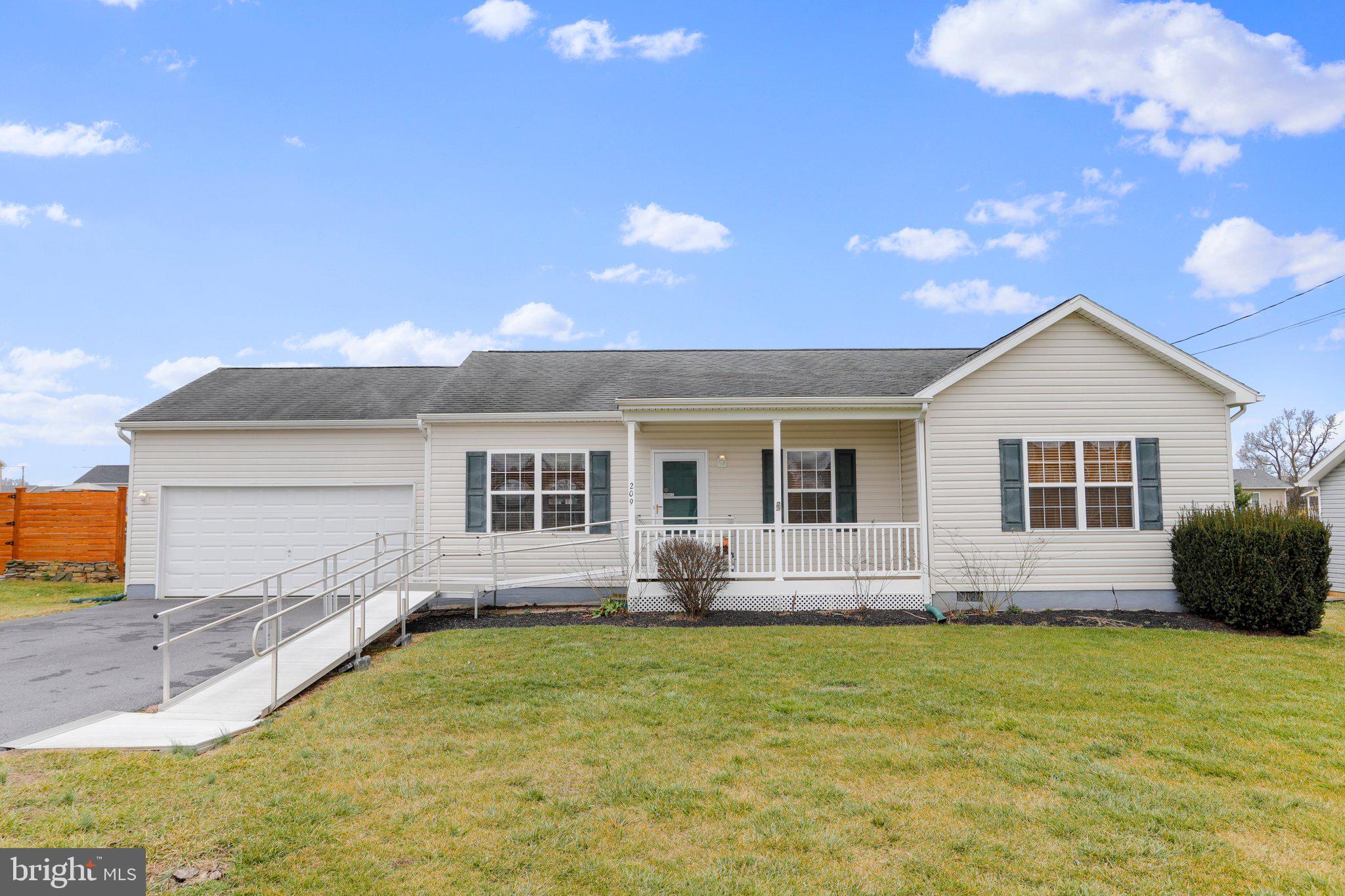 ELIZABETH STATION - Residential