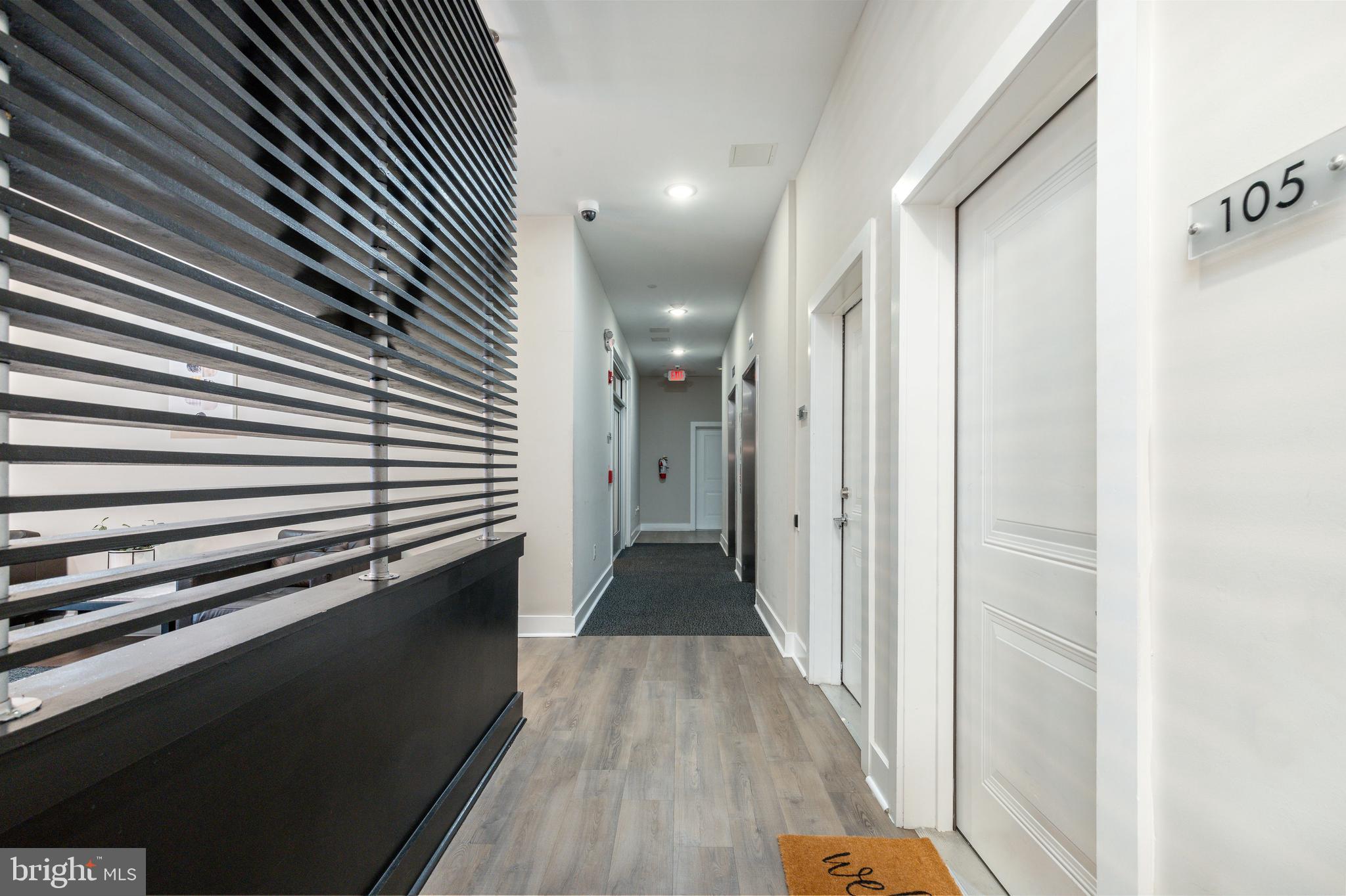 UNIVERSITY CITY - Commercial Sale