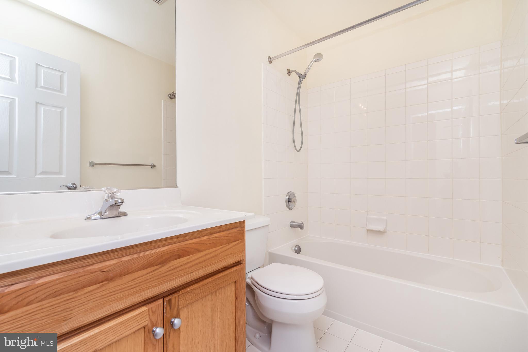 CAMDEN CROSSING - Residential