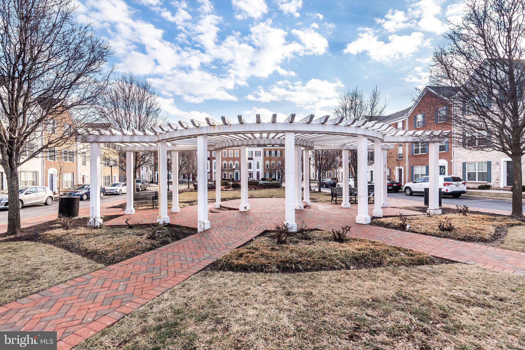 CAMDEN CROSSING - Residential