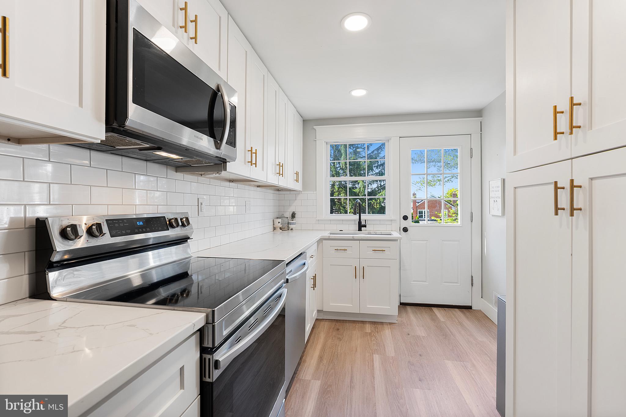LOCH RAVEN MANOR - Residential
