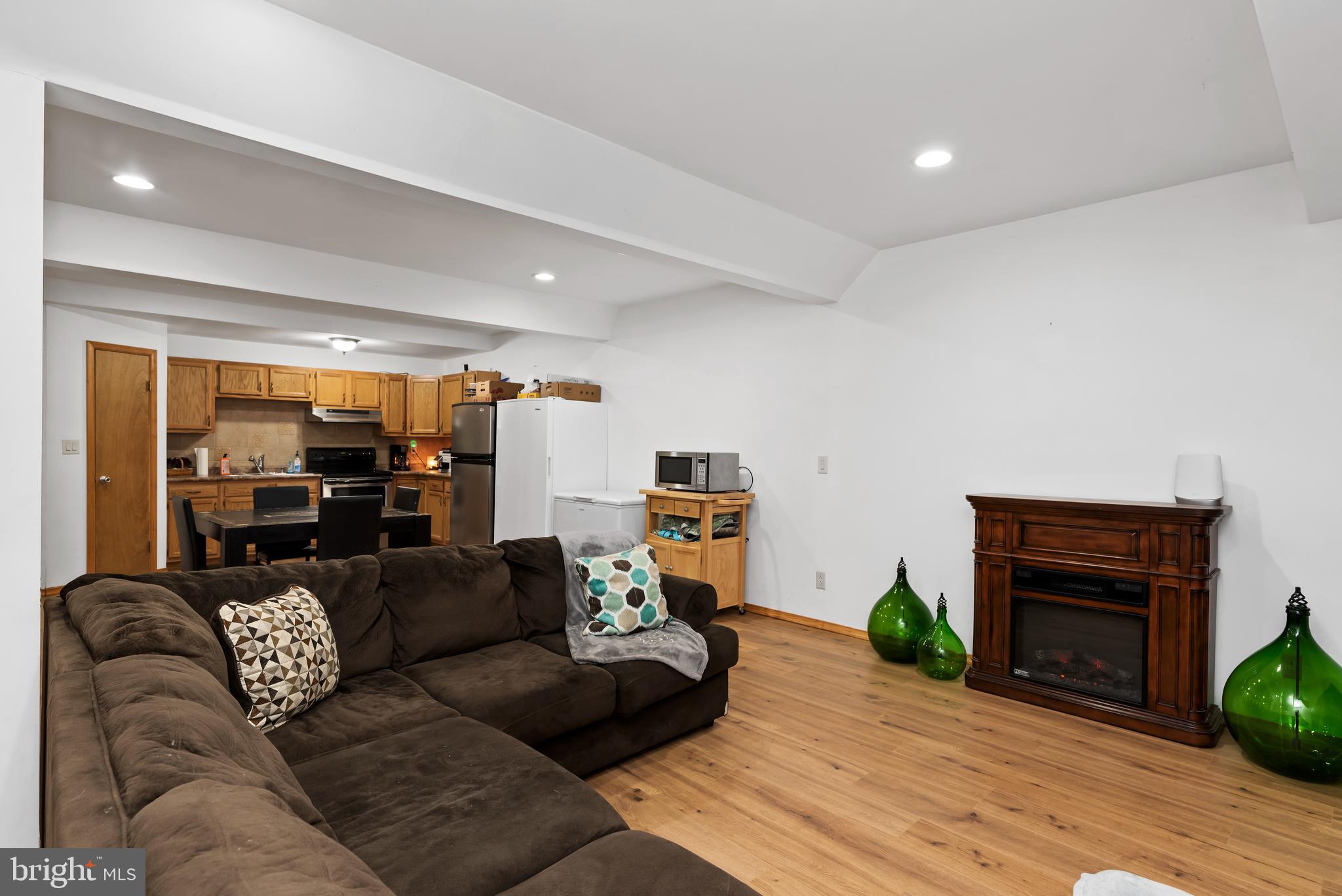 GUILFORD - Residential