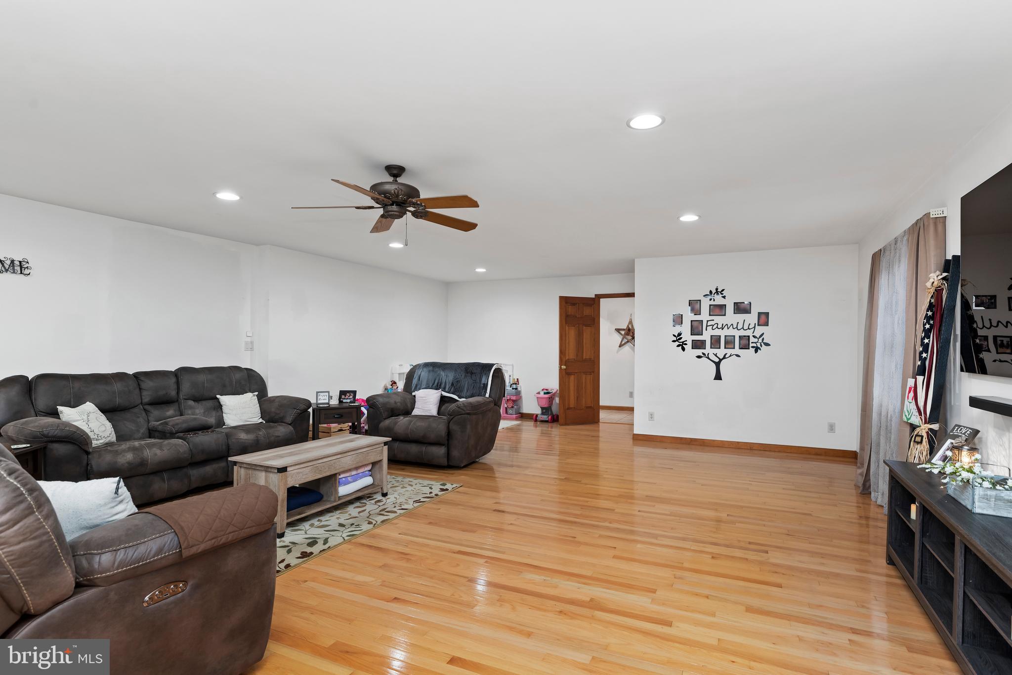 GUILFORD - Residential