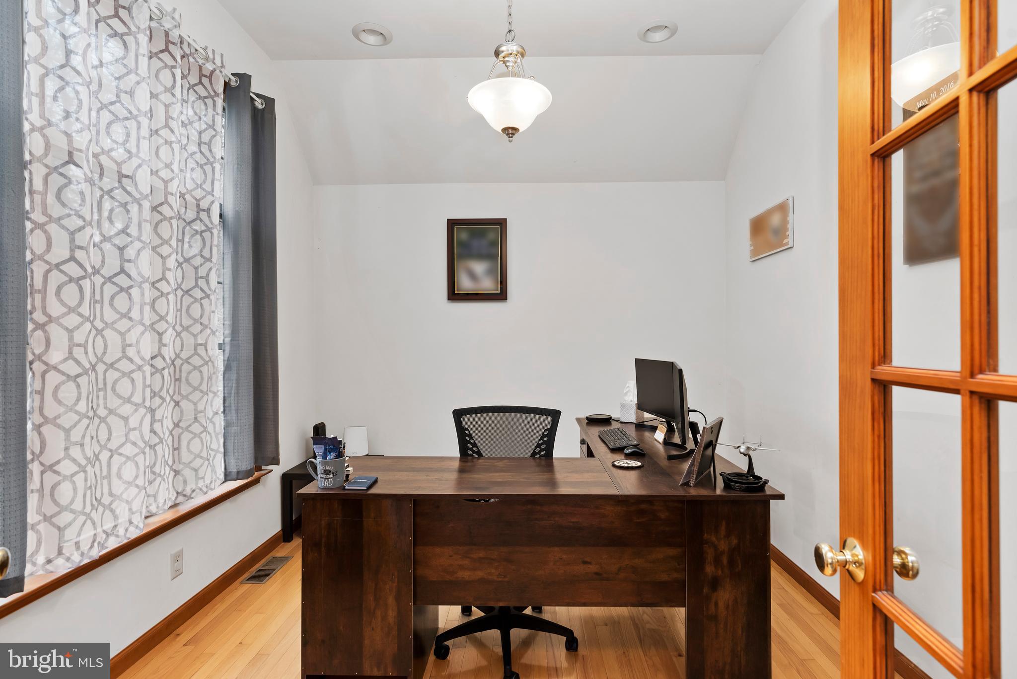 GUILFORD - Residential