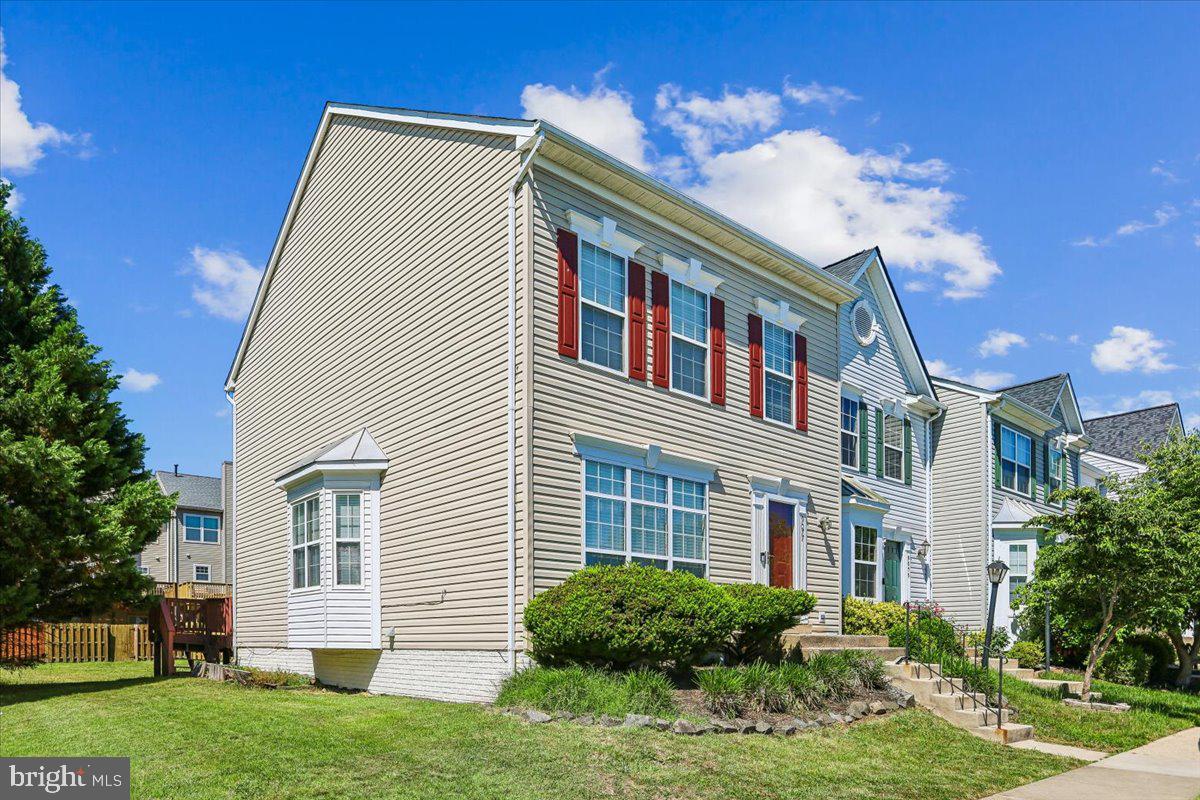 FOXBOROUGH - Residential