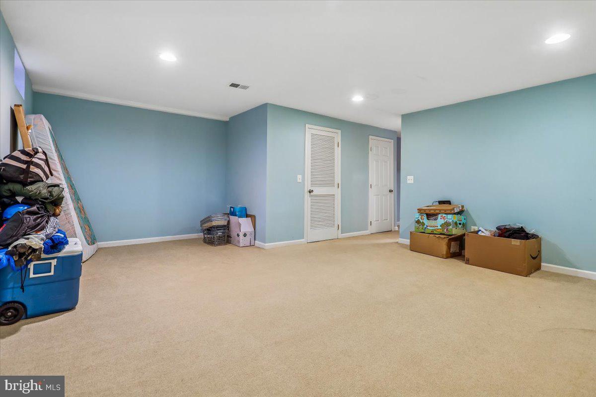 FOXBOROUGH - Residential