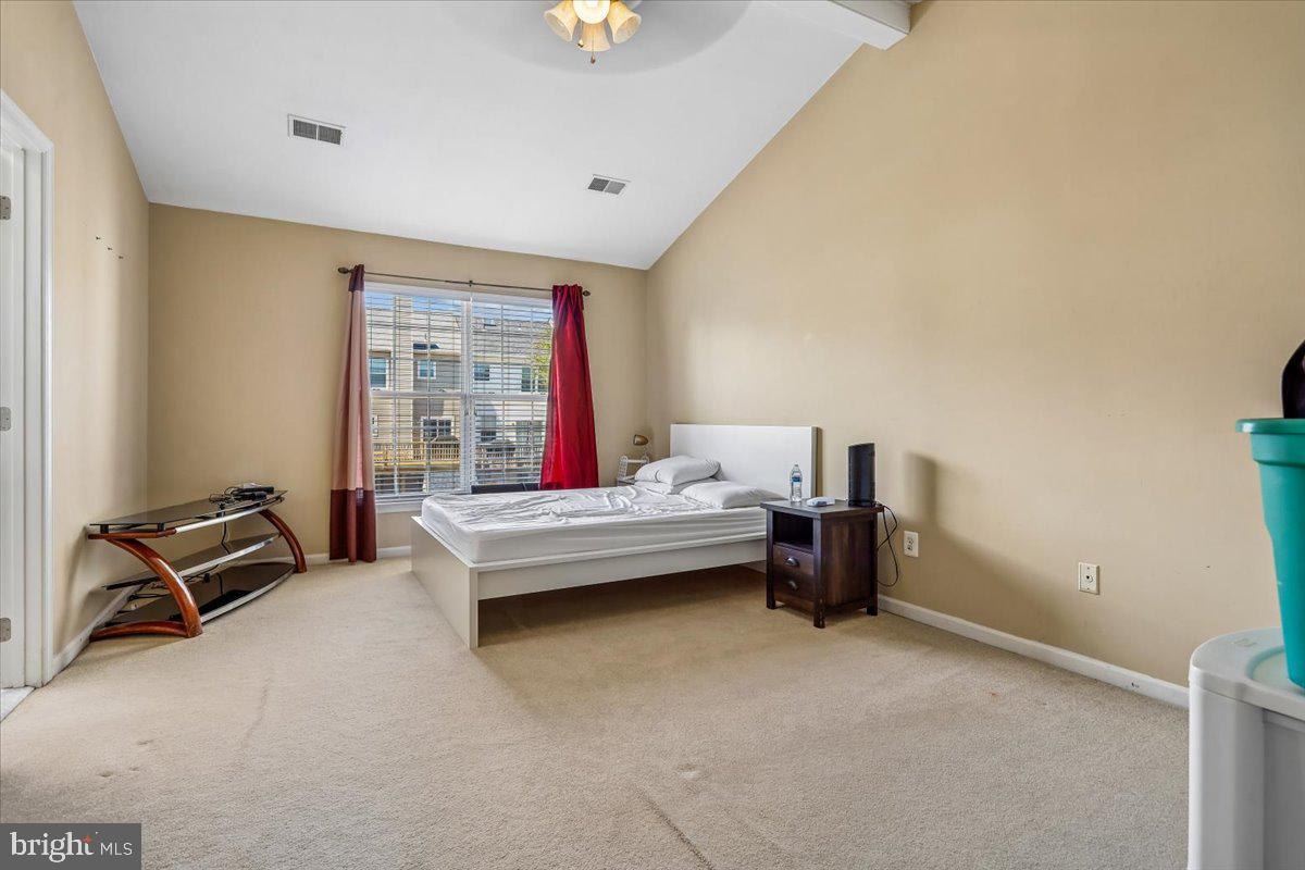 FOXBOROUGH - Residential