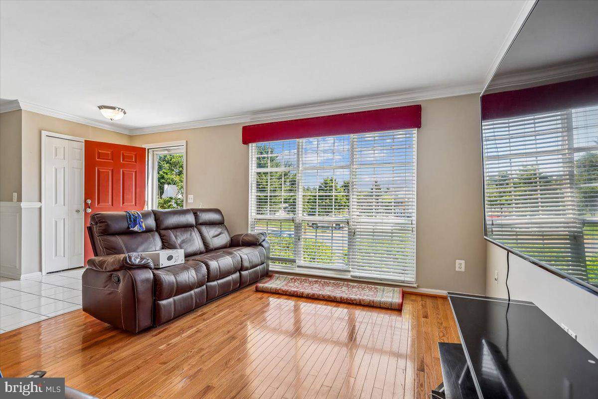 FOXBOROUGH - Residential