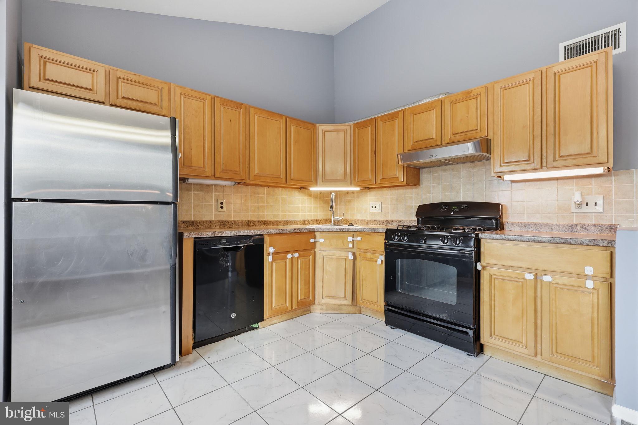 BUSTLETON - Residential Income