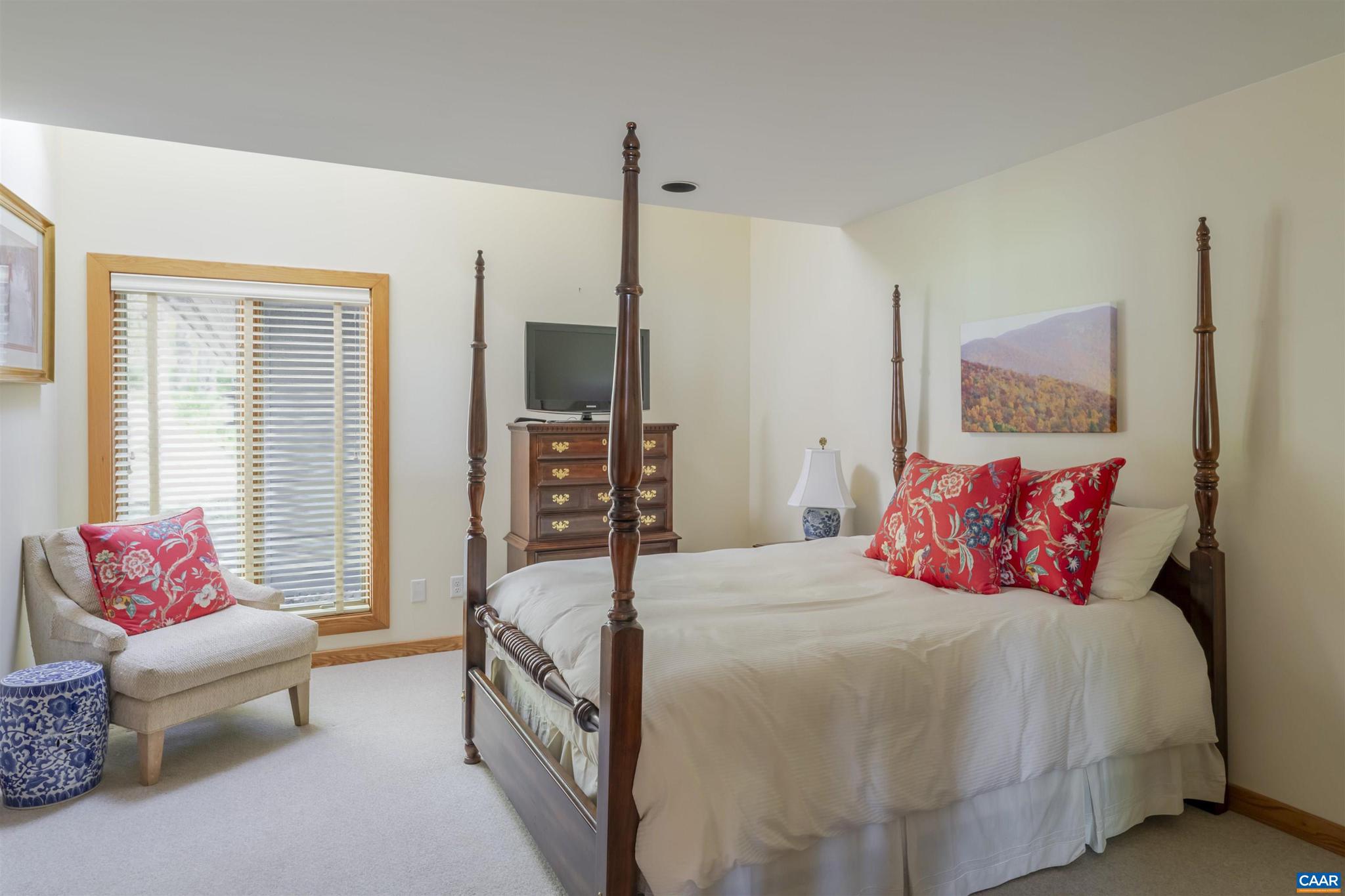 WINTERGREEN RESORT - Residential