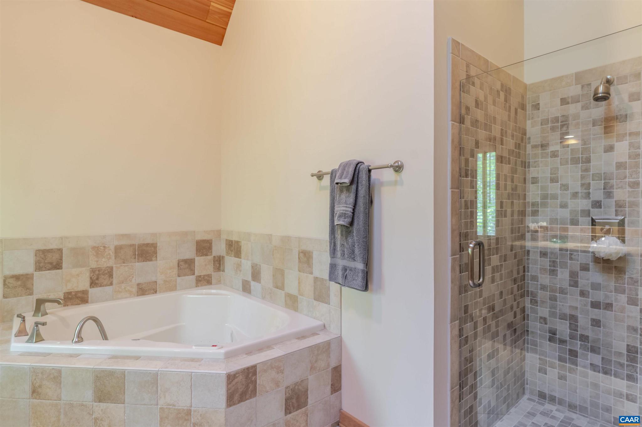 WINTERGREEN RESORT - Residential