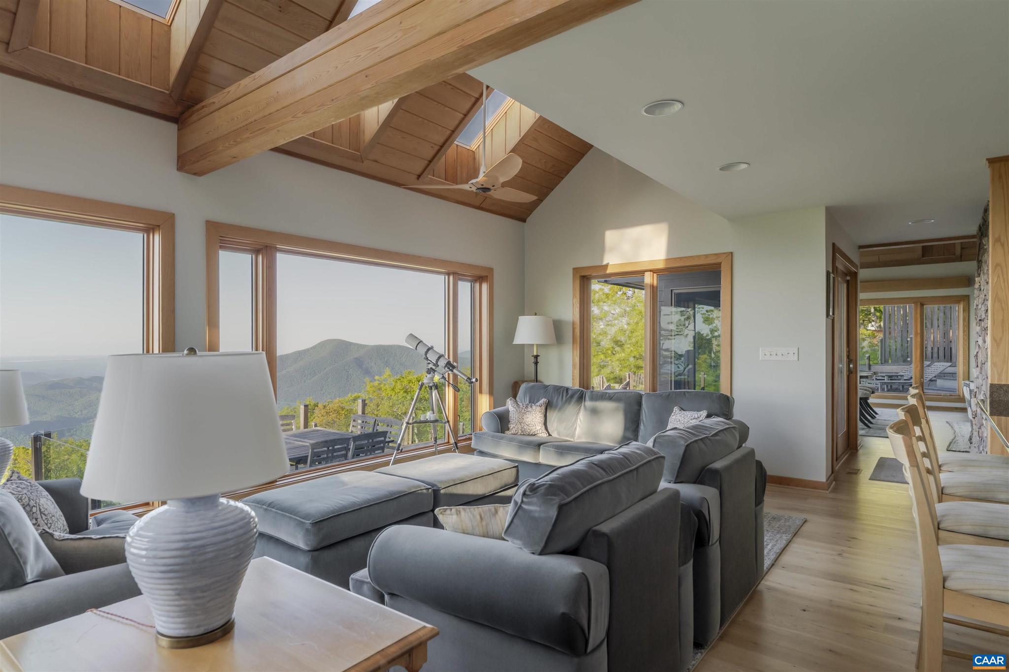 WINTERGREEN RESORT - Residential
