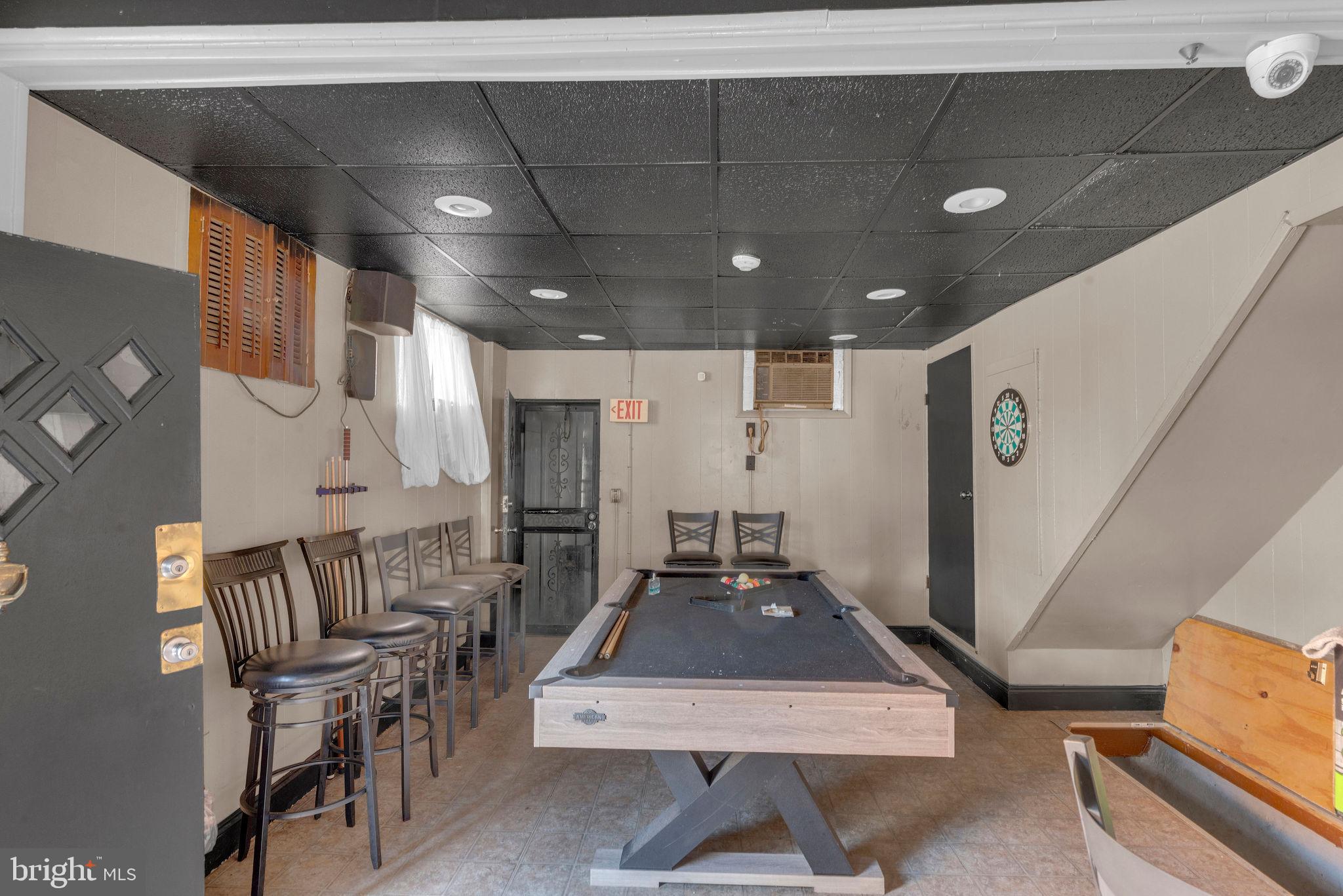PHILADELPHIA (NORTHEAST) - Residential