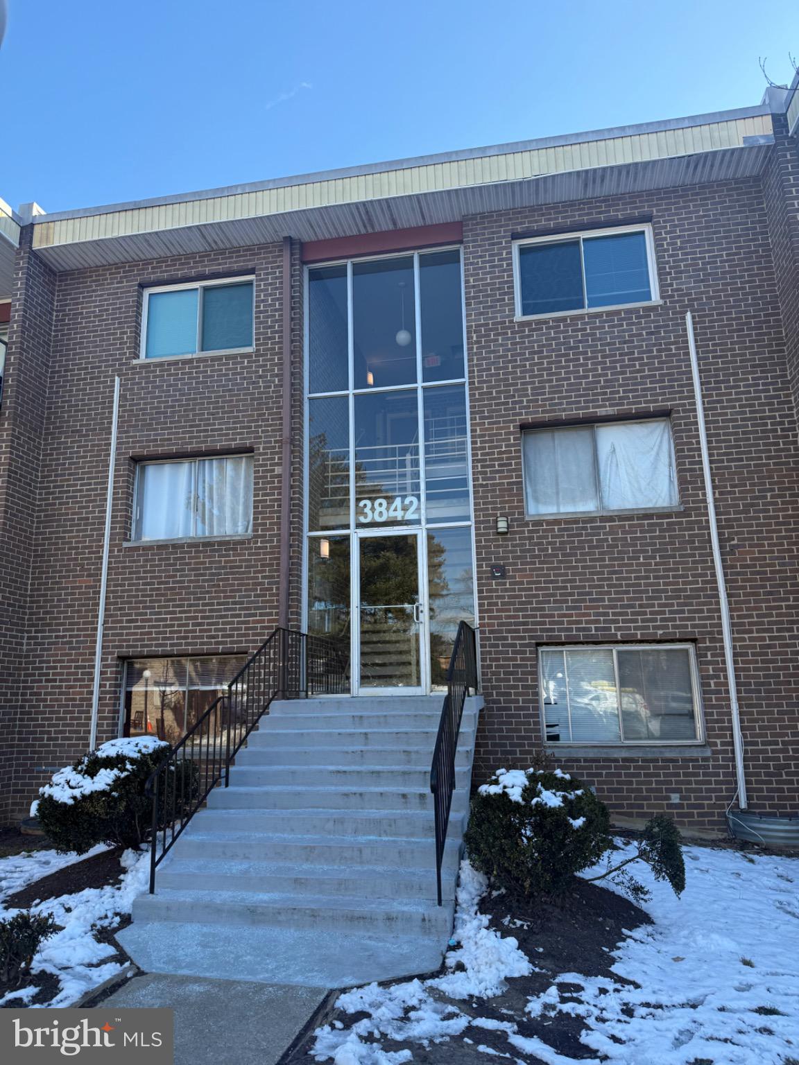 GRAND BEL MANOR - Residential Lease