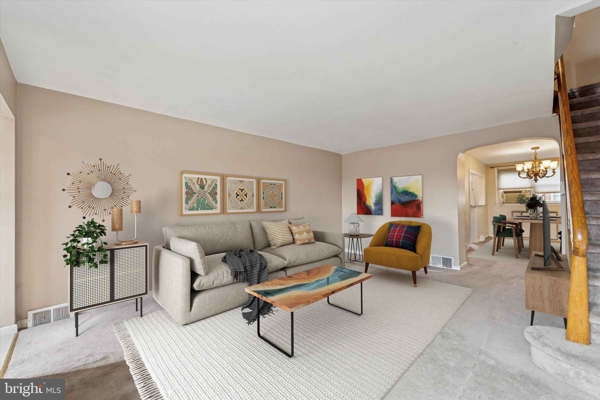 EAST OAK LANE - Residential