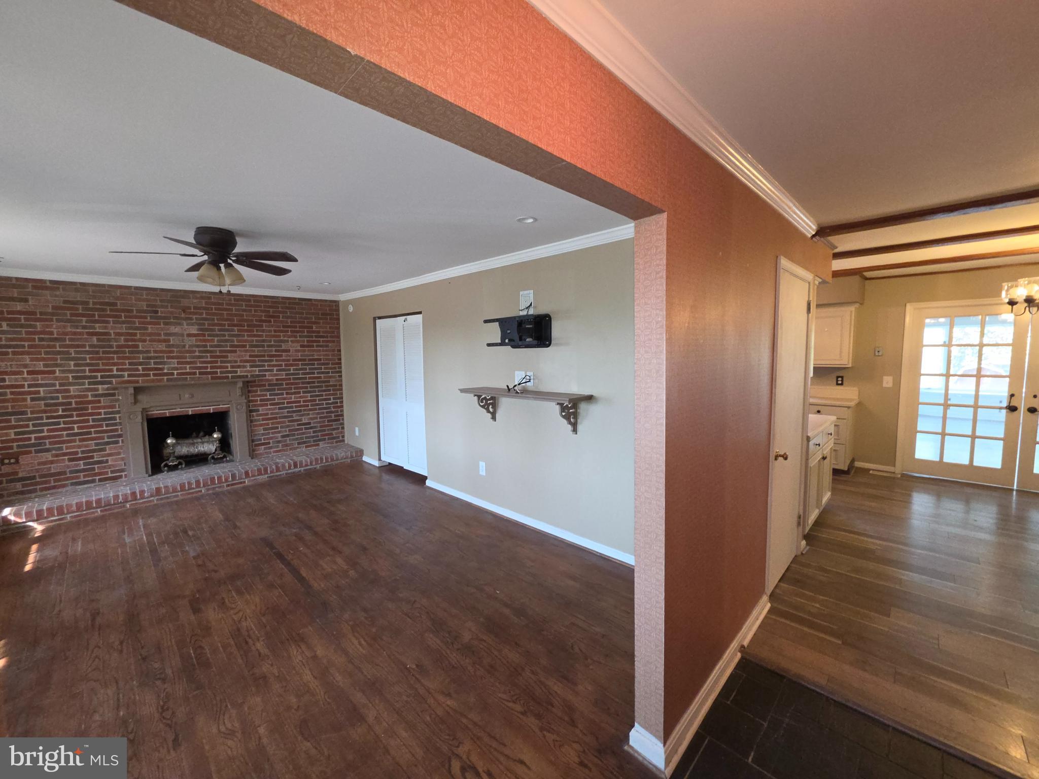 LAKEWOOD - Residential