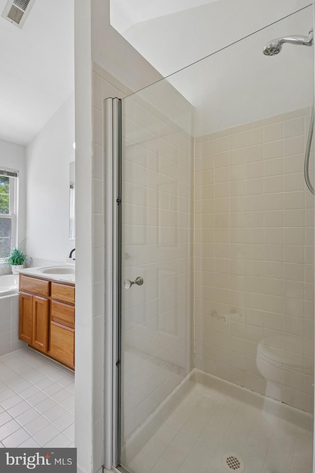 PT ROCKVILLE TWN RES 1 - Residential