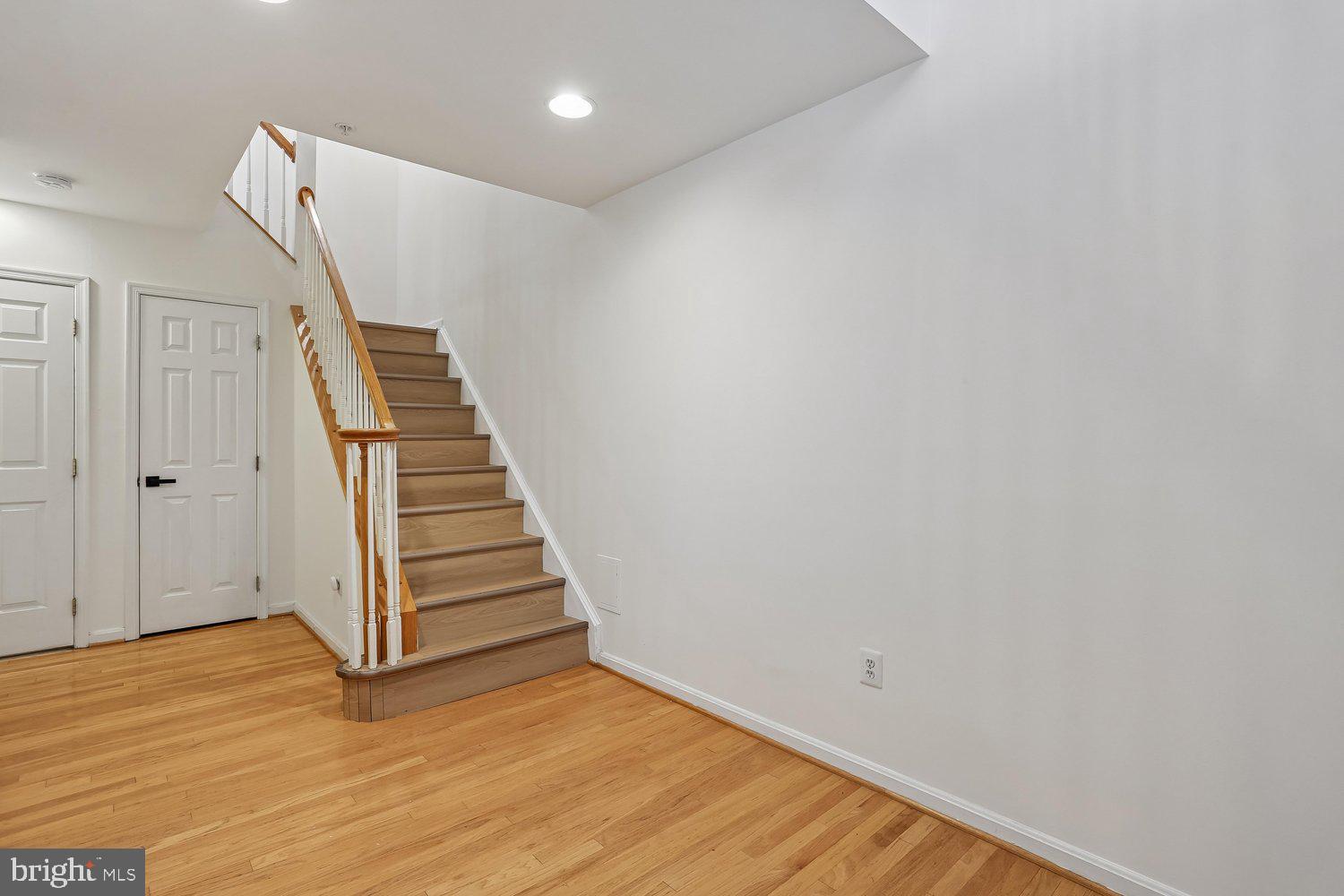 PT ROCKVILLE TWN RES 1 - Residential