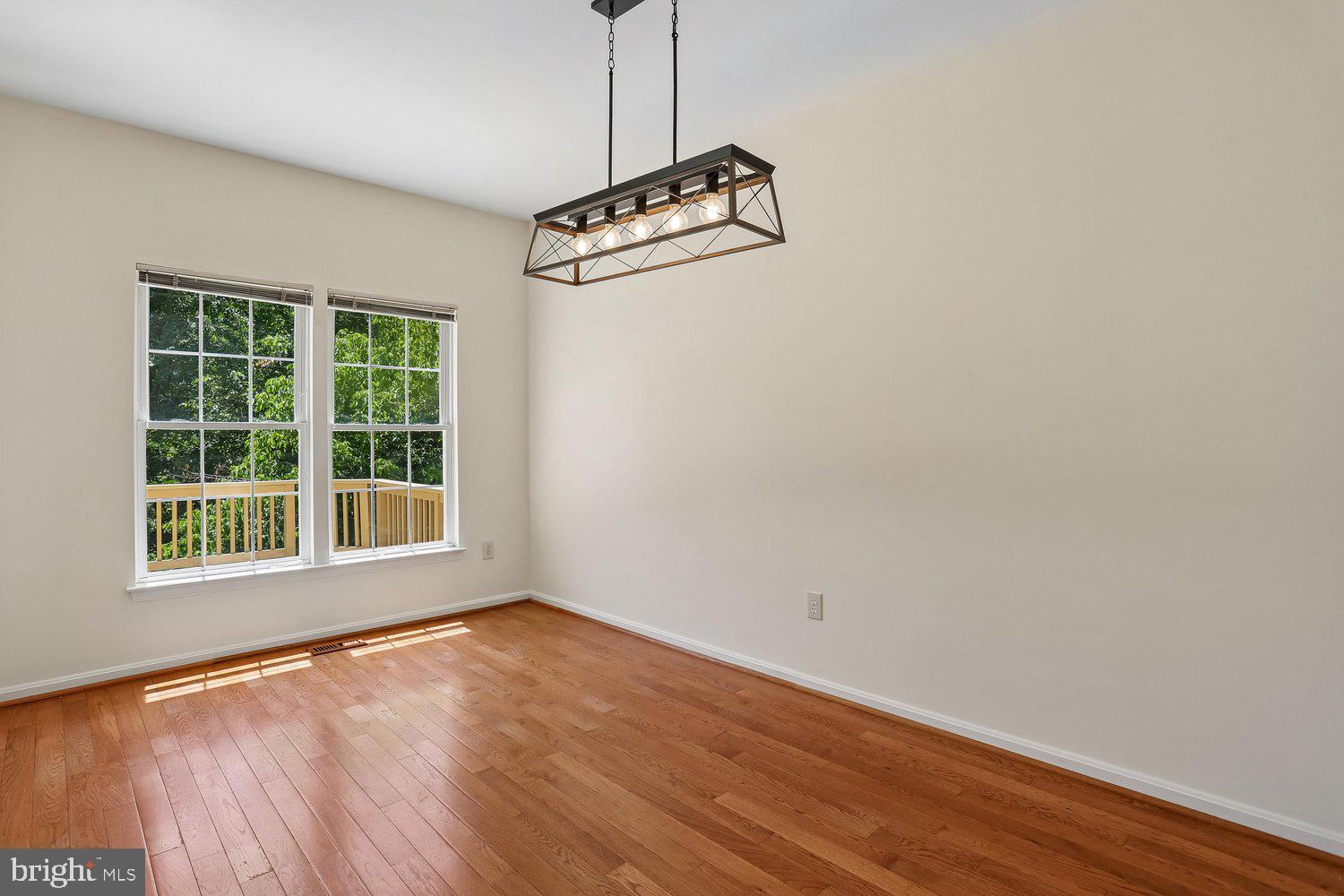 PT ROCKVILLE TWN RES 1 - Residential