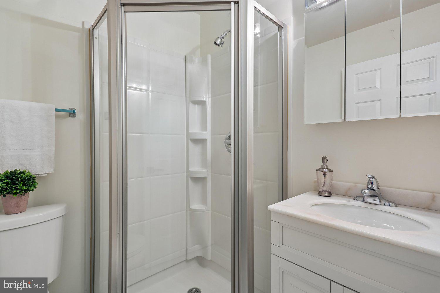 PT ROCKVILLE TWN RES 1 - Residential