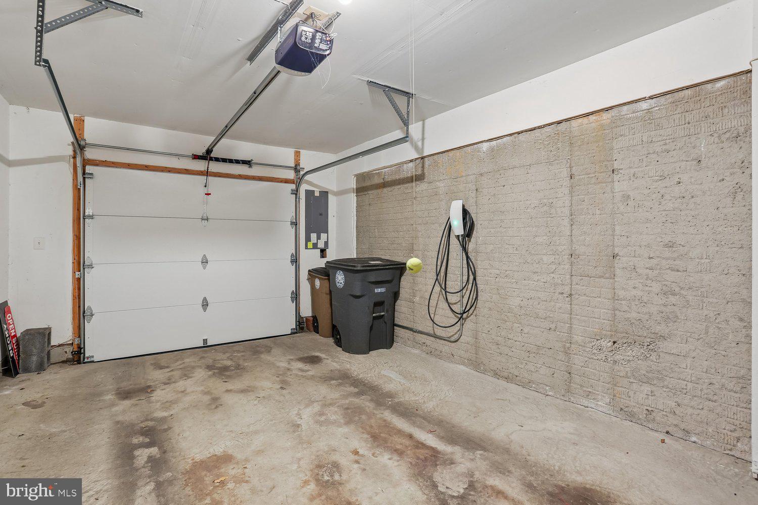 PT ROCKVILLE TWN RES 1 - Residential