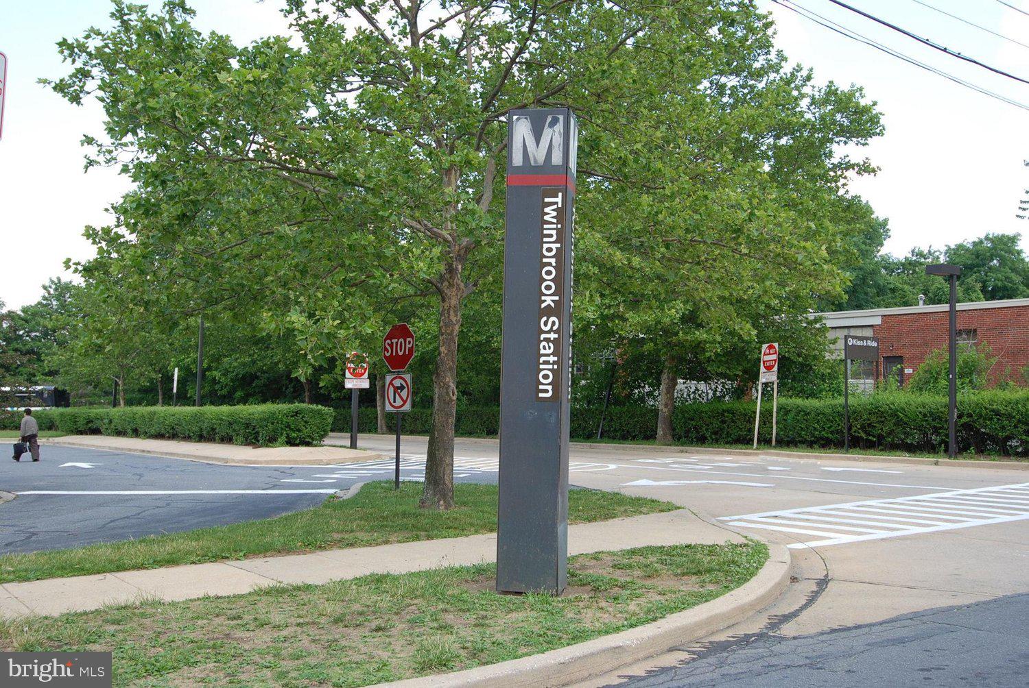 PT ROCKVILLE TWN RES 1 - Residential