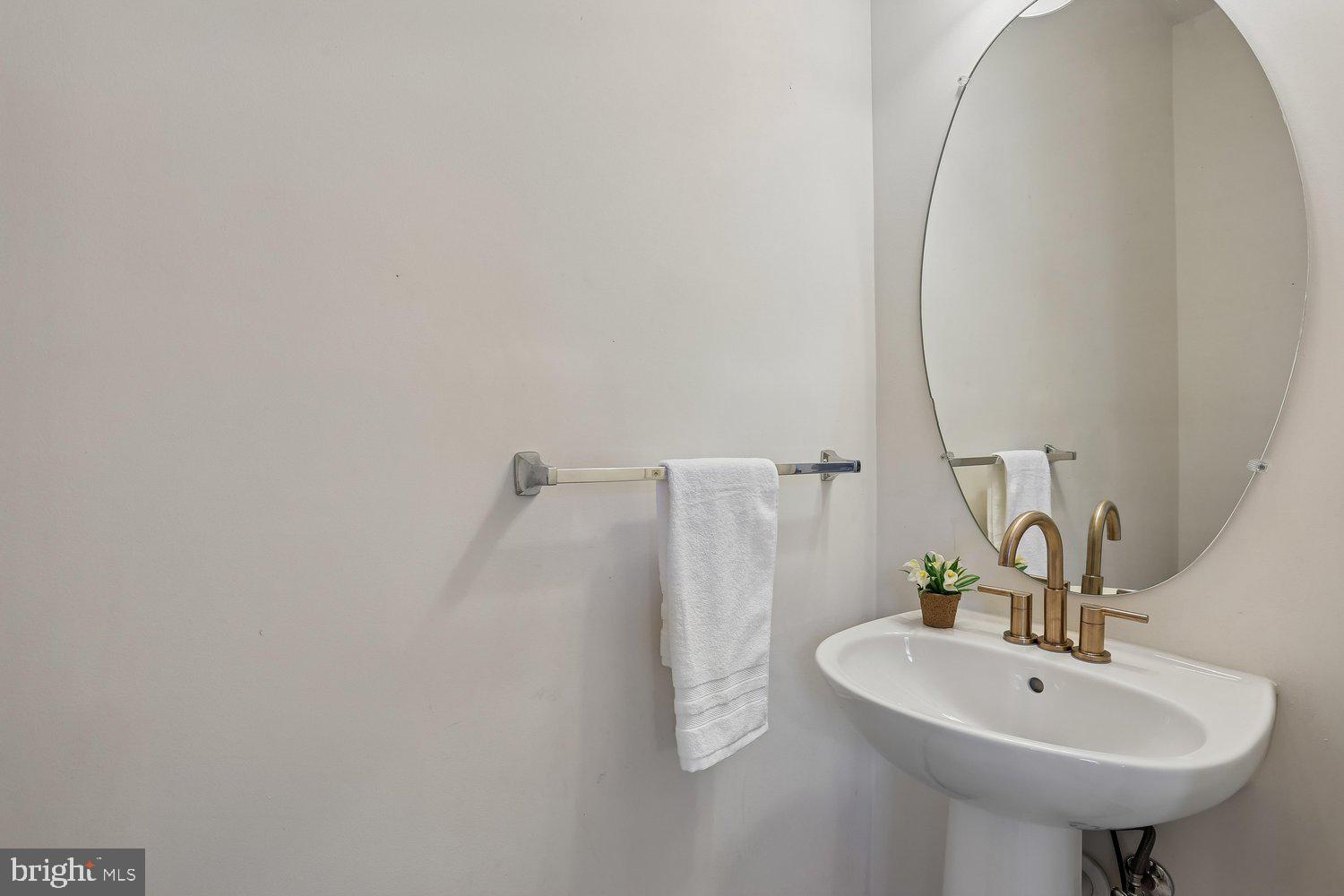 PT ROCKVILLE TWN RES 1 - Residential