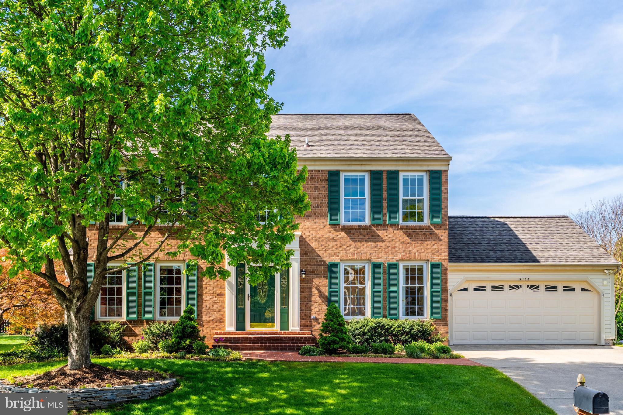 Welcome to 3113 Kinross Circle in the sought after Chantilly Highlands community of Oak Hill, Virginia.   With 6 bedrooms and 4.5 bathrooms including a main level bedroom and full bathroom this home is a rare-find and a true gem.  From its brick-front and walkway to its fully renovated kitchen and bathrooms to its screened-in porch and charming backyard you will be impressed at every turn.  Upon entering, you will be greeted by hardwood floors and a thoughtfully designed floor plan that provides abundant living space. The fully renovated chef's kitchen is a masterpiece, featuring custom cabinetry, quartz counter tops, travertine  backsplash, stainless steel appliances, a spacious eat-in area , large walk-in pantry and an island with  space for seating.  The kitchen seamlessly leads into the expansive family room with a cozy gas fireplace and stacked stone floor to ceiling surround, vaulted ceilings and wall to wall windows, creating an airy and light-filled environment perfect for both entertaining and relaxation.  Off the kitchen and family room you will find a generously sized suite complete with a full bathroom, ample closet space, and custom built-ins, catering to guests or multigenerational living needs.   The main level also includes a formal dining room, ideal for hosting gatherings, in addition to a powder room and a conveniently located laundry room off the garage.  The upper level houses the primary suite, with walk-in closet and more vaulted ceilings, which has been thoughtfully updated with a fully renovated ensuite bathroom featuring granite countertops, dual sinks, a spacious walk-in shower, and a large linen closet. Three additional bedrooms with double windows and ample closet space and a fully renovated on-trend hall bathroom with upgraded white subway tile and quartz countertops complete the upper level floor.  The lower level of the home checks all your boxes with an expansive recreational area, a bonus area perfect for a game table, an additional legal bedroom, a full bathroom, and two unfinished storage areas.  Retreat to the backyard and continue to be impressed with a generously sized screened in porch and deck on a large, flat, fully fenced private backyard including sports court and professional-grade basketball hoop.  This setting is perfect for all your recreational needs.  Prepare to fall in love!  Roof 2023, replaced siding, windows, doors and aluminum wrap.  Residents of Chantilly Highlands enjoy a wealth of amenities including a pool with diving board and lap lanes, a competitive summer swim team, a park, tennis courts, and walking trails nearby.  Easy access to Silver Line Metro, Dulles Toll Road, Route 28 and Fairfax County Parkway commuter routes and shopping and dining within minutes.