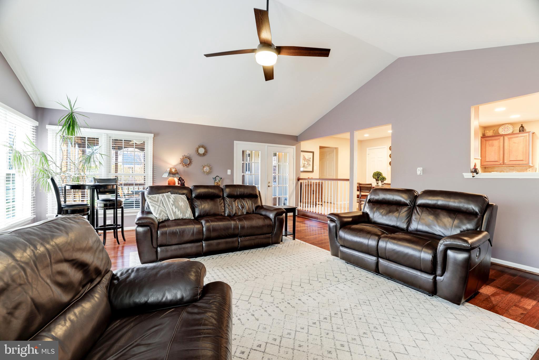 CHANTILLY HIGHLANDS - Residential