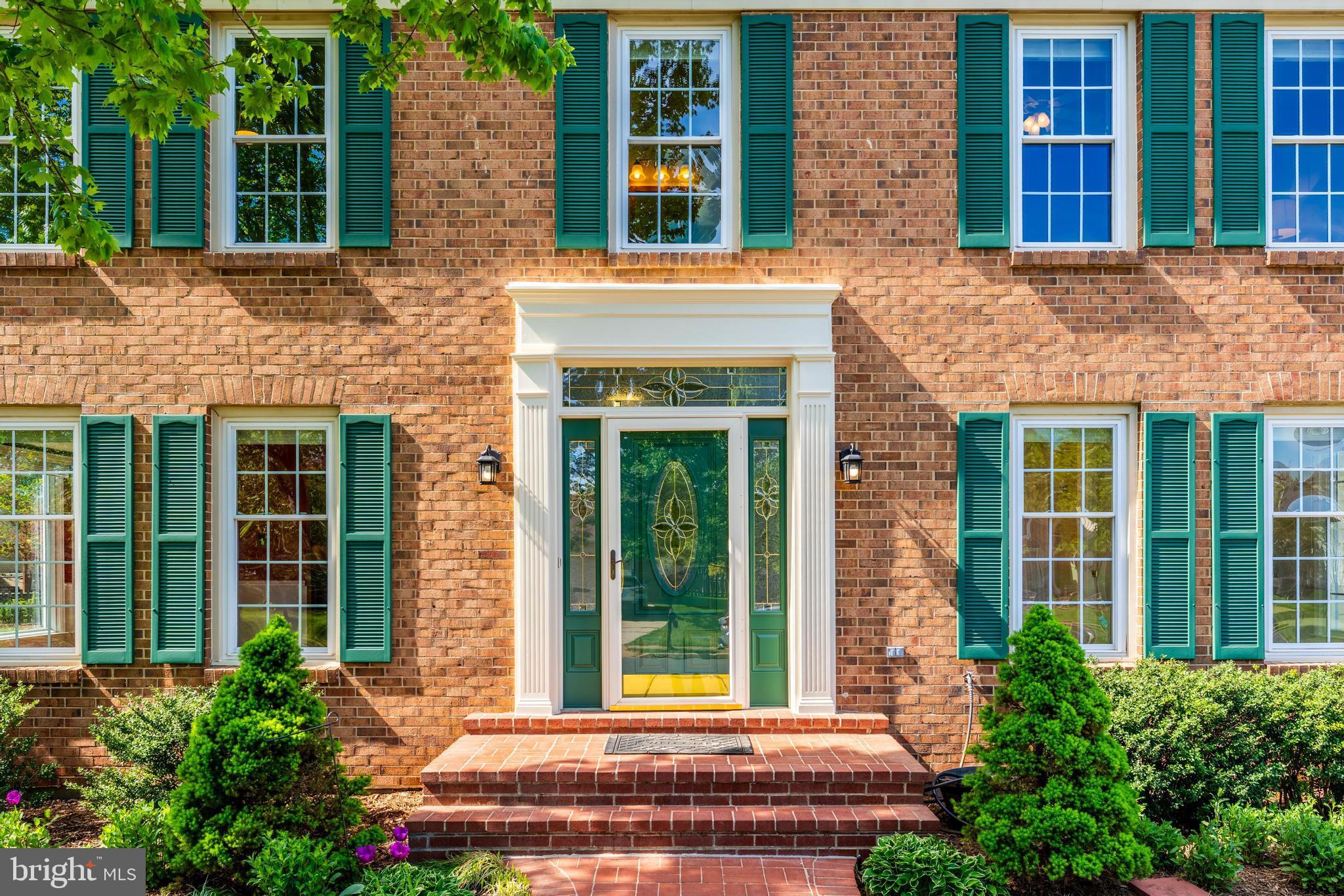 CHANTILLY HIGHLANDS - Residential