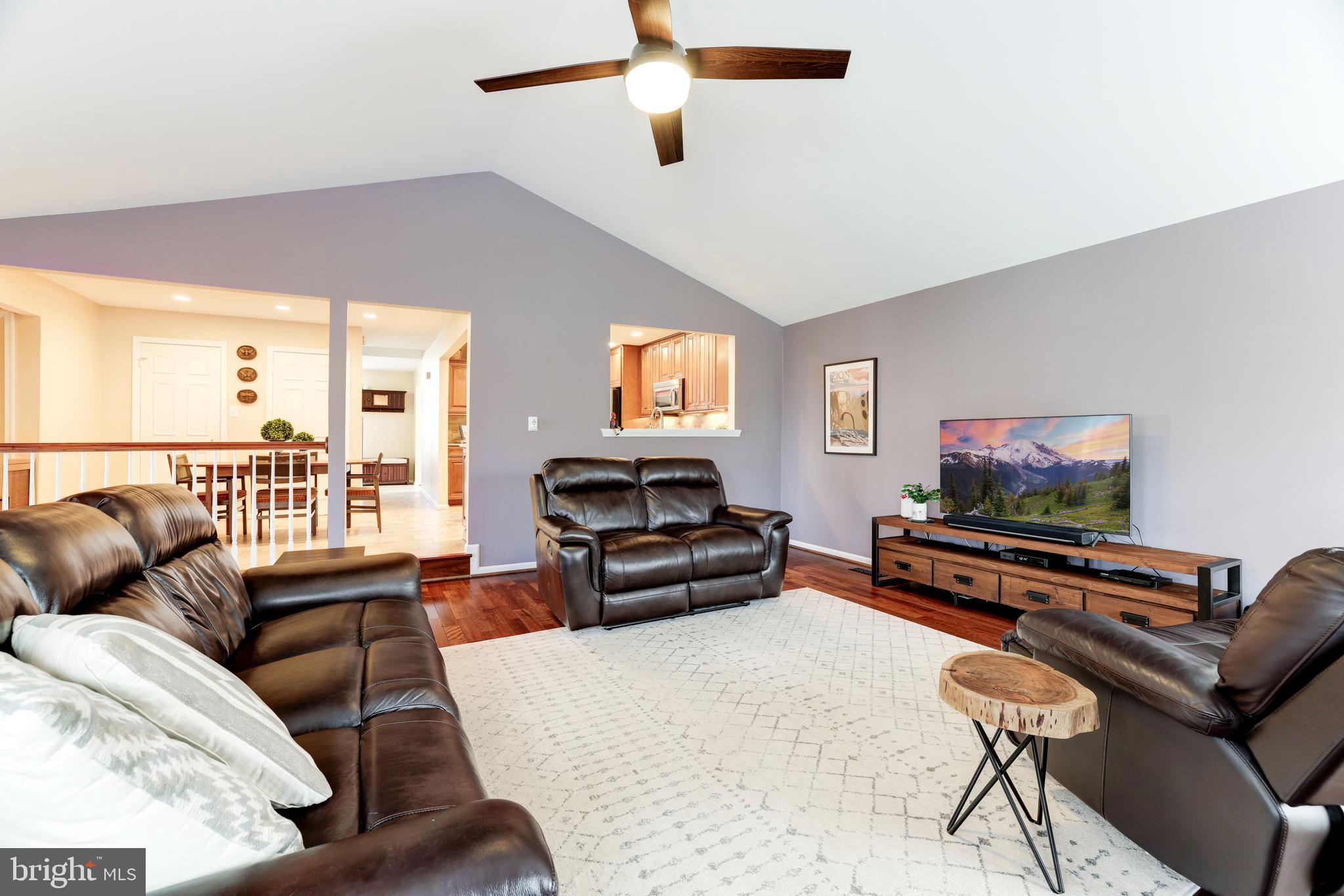 CHANTILLY HIGHLANDS - Residential