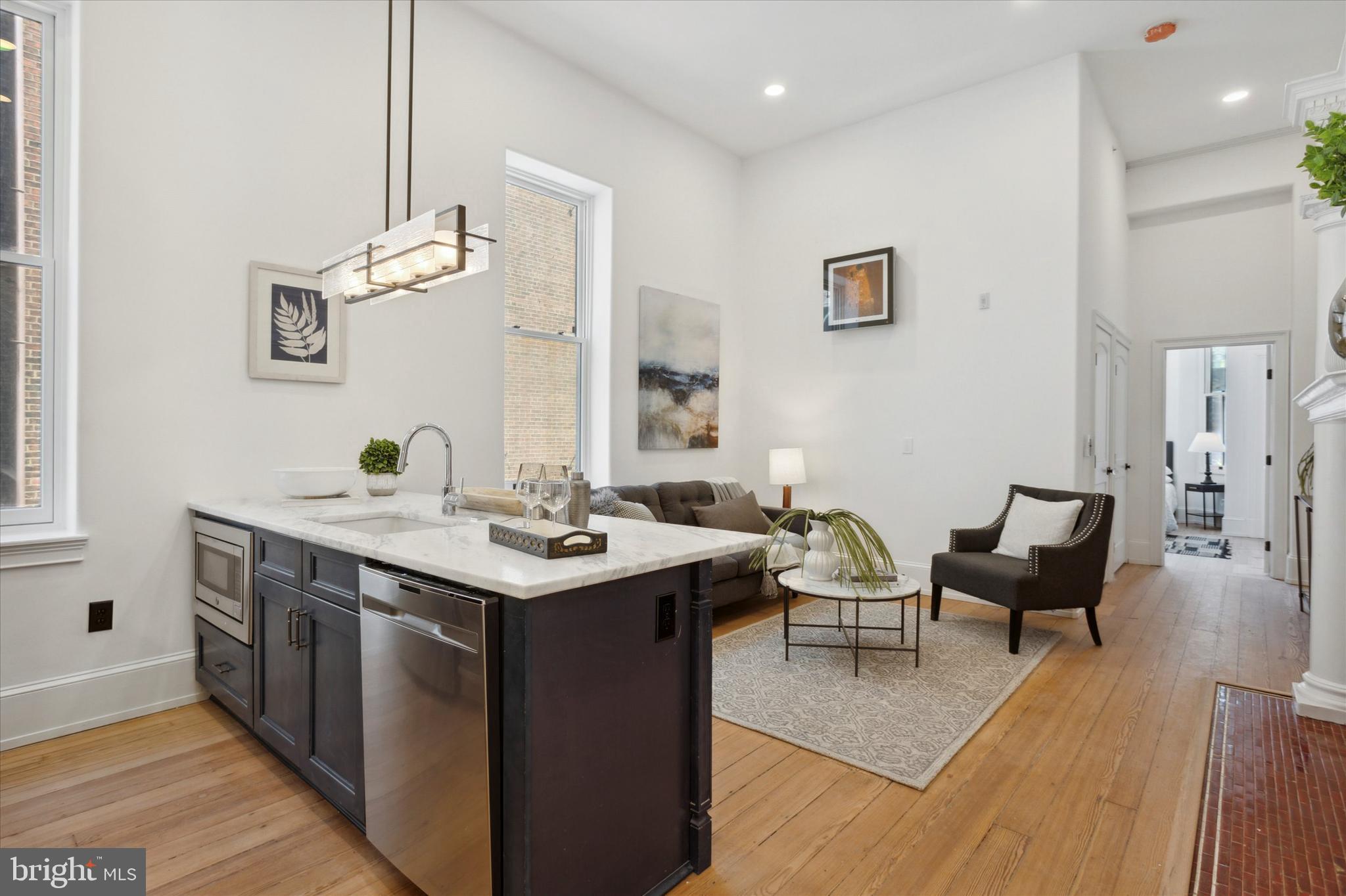 RITTENHOUSE SQUARE - Residential
