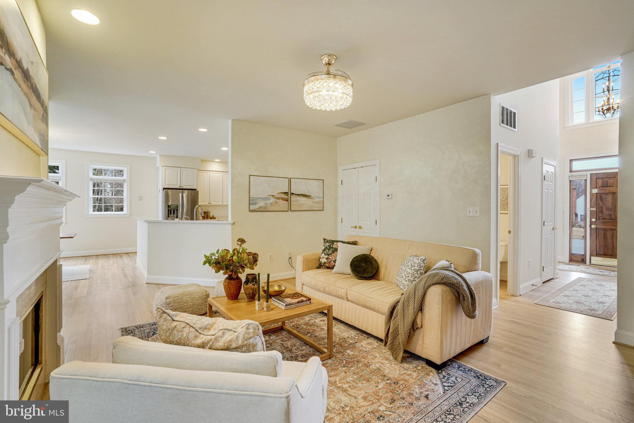 HOLLY PARK - Residential