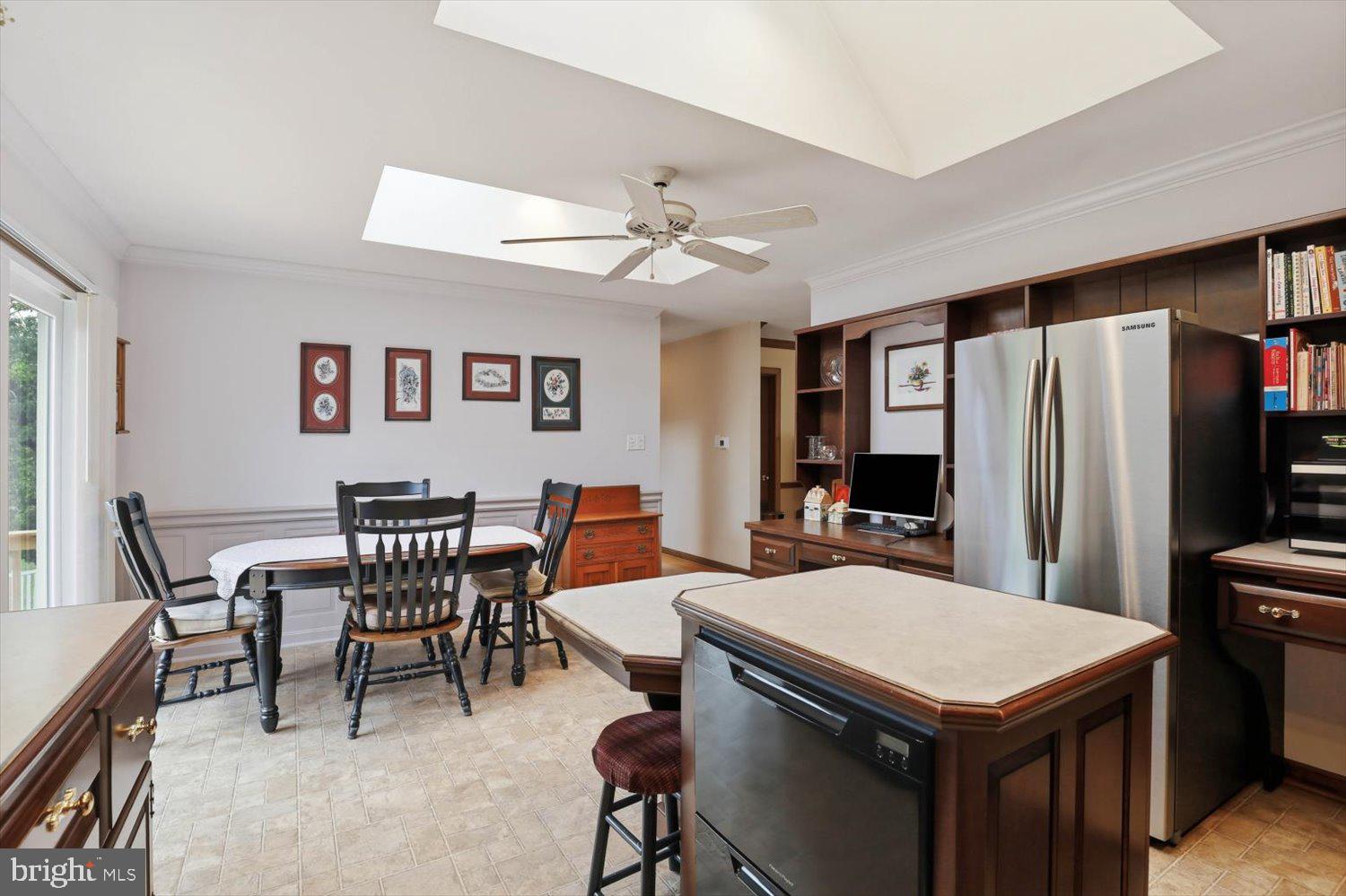 SANDY BEACH HEIGHTS - Residential