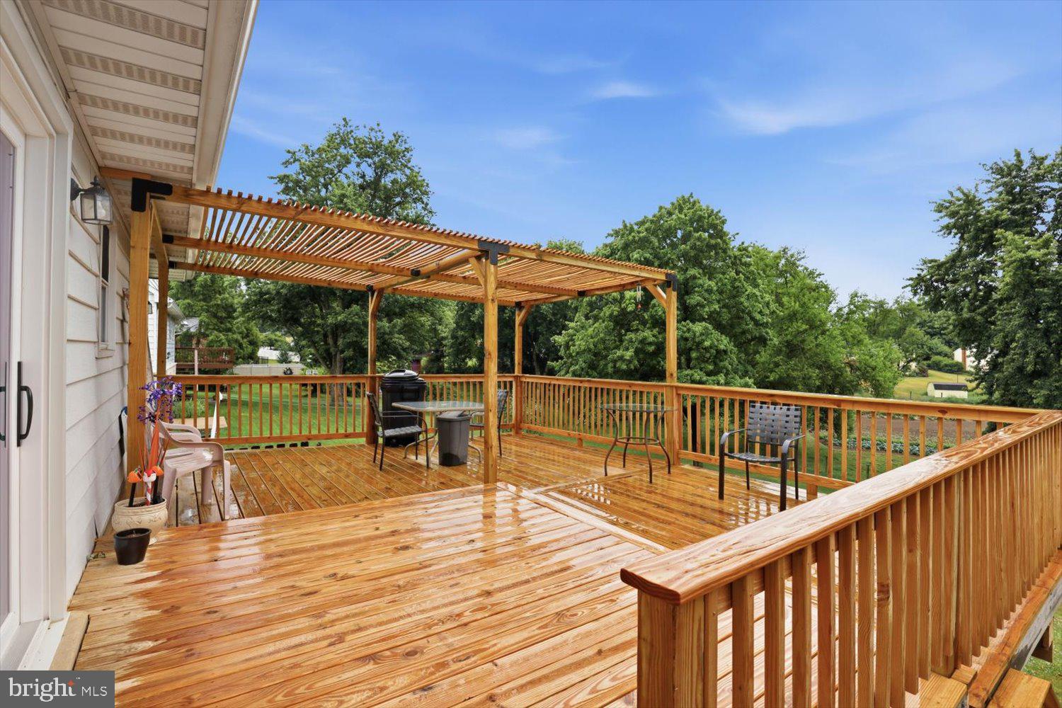 SANDY BEACH HEIGHTS - Residential