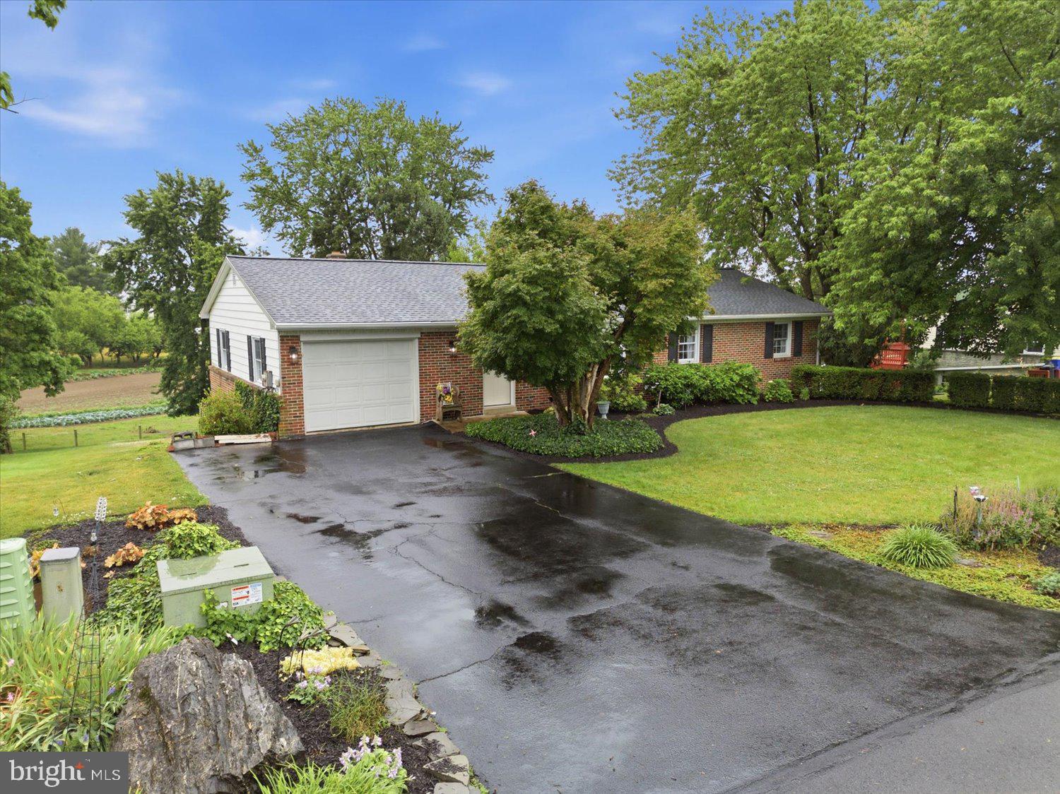 SANDY BEACH HEIGHTS - Residential