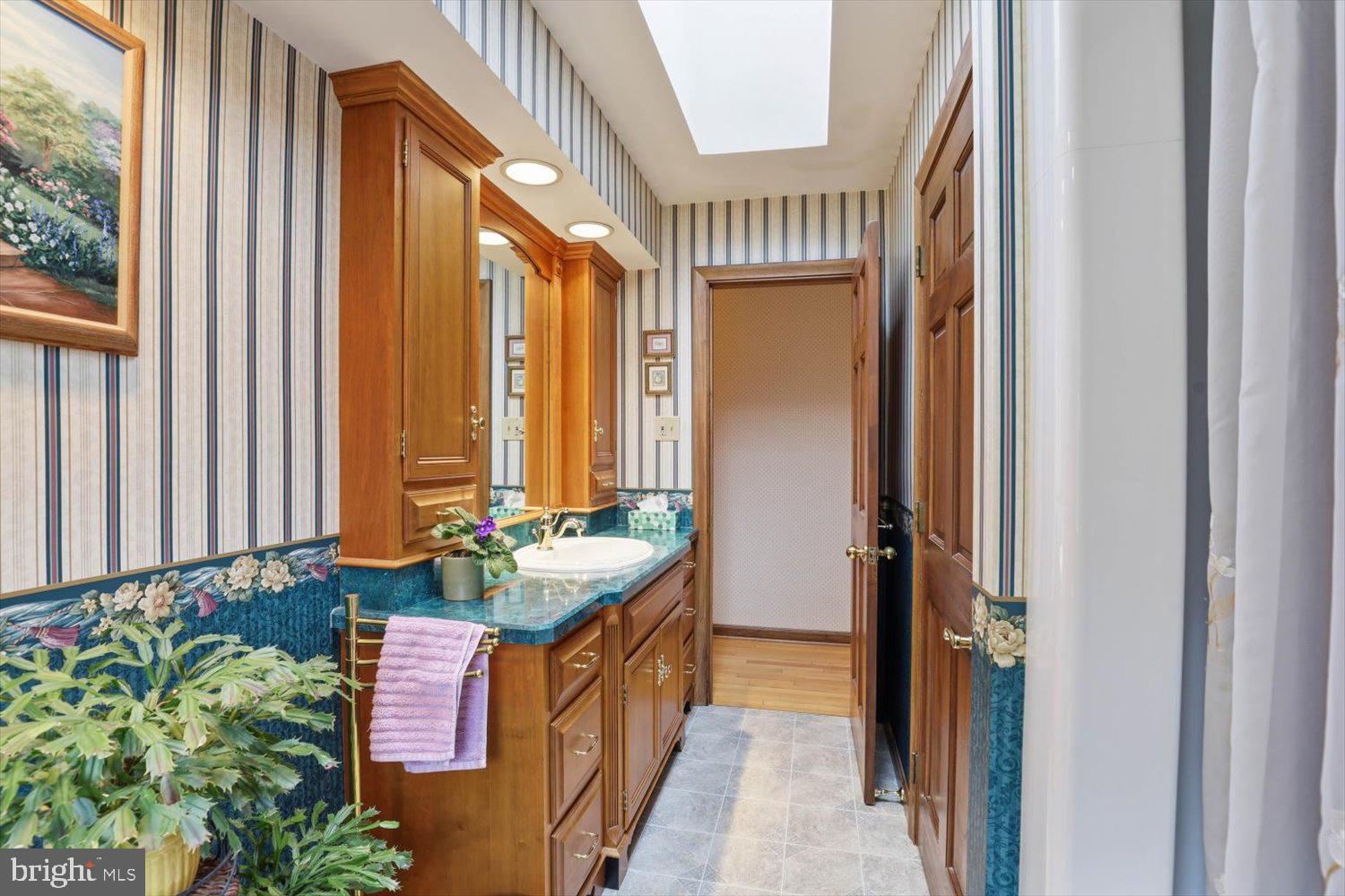 SANDY BEACH HEIGHTS - Residential