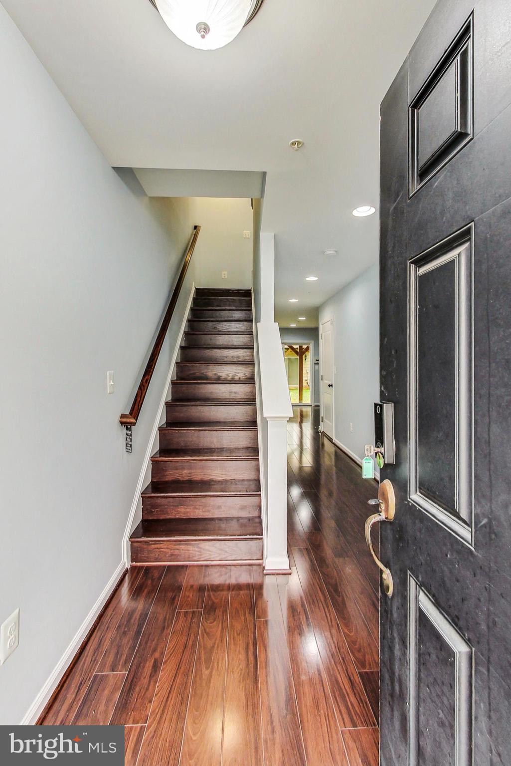GALLERY PARK - Residential Lease